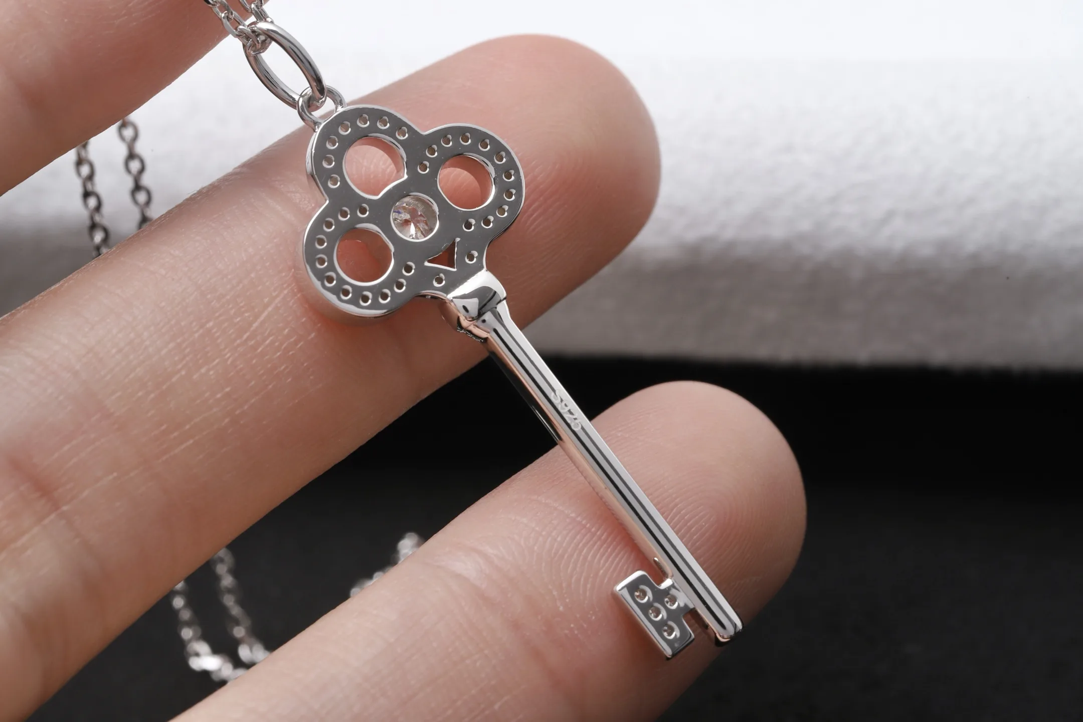 Fleur de Lis Key Pendant Necklace (Sterling Silver) D28516900 — view 5