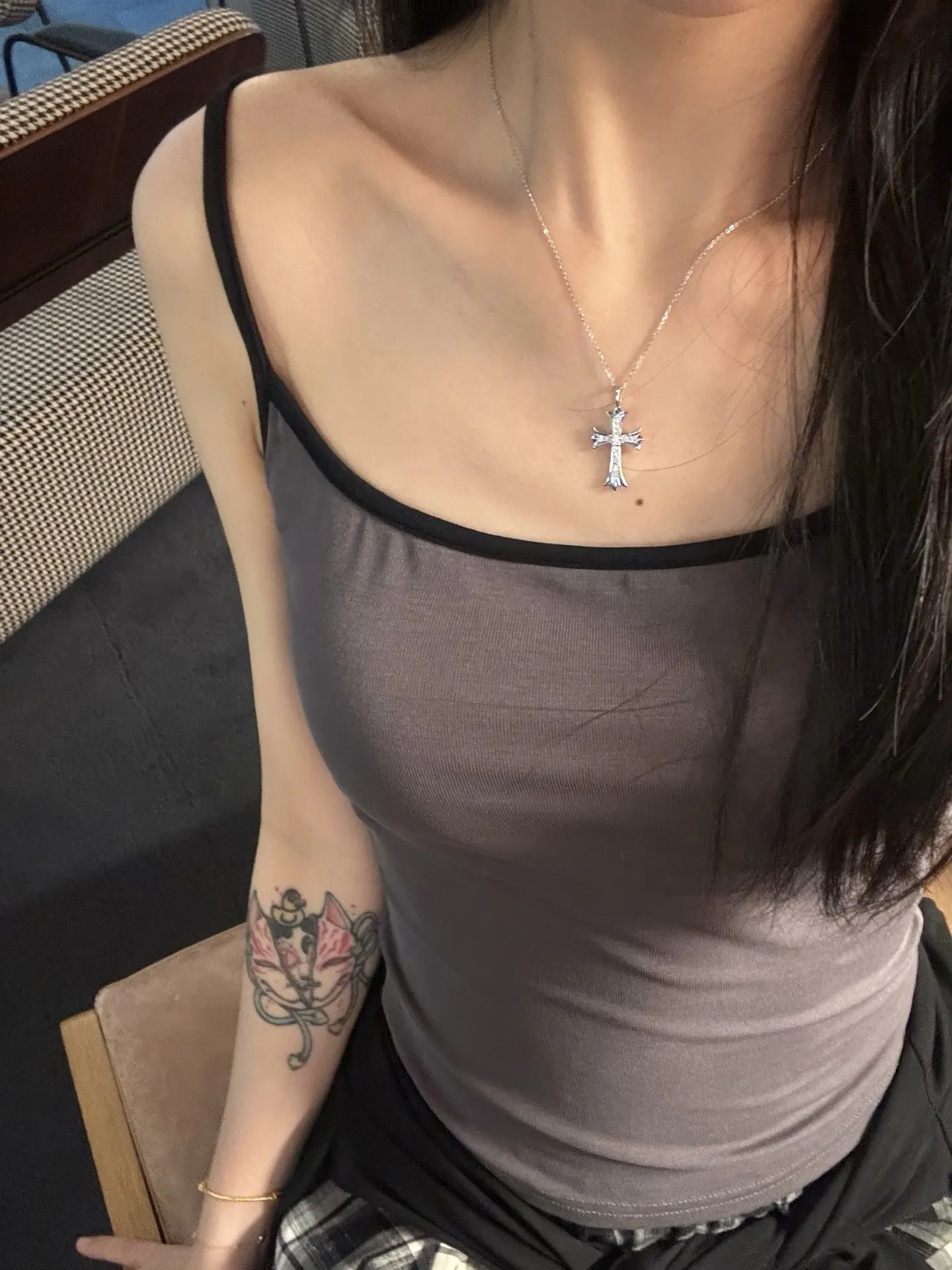 Chrome Hearts Moissanite Cross Pendant Necklace (Sterling Silver) D25516871 — view 10