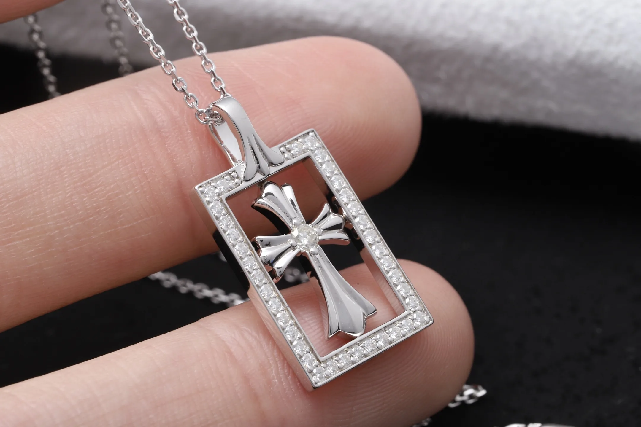Chrome Hearts Framed Cross Moissanite Pendant Necklace D27516869 — view 5