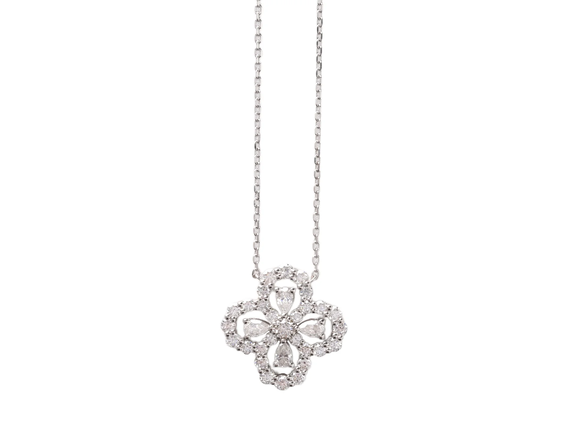 Moissanite Clover Pendant Necklace (Sterling Silver) D32516909