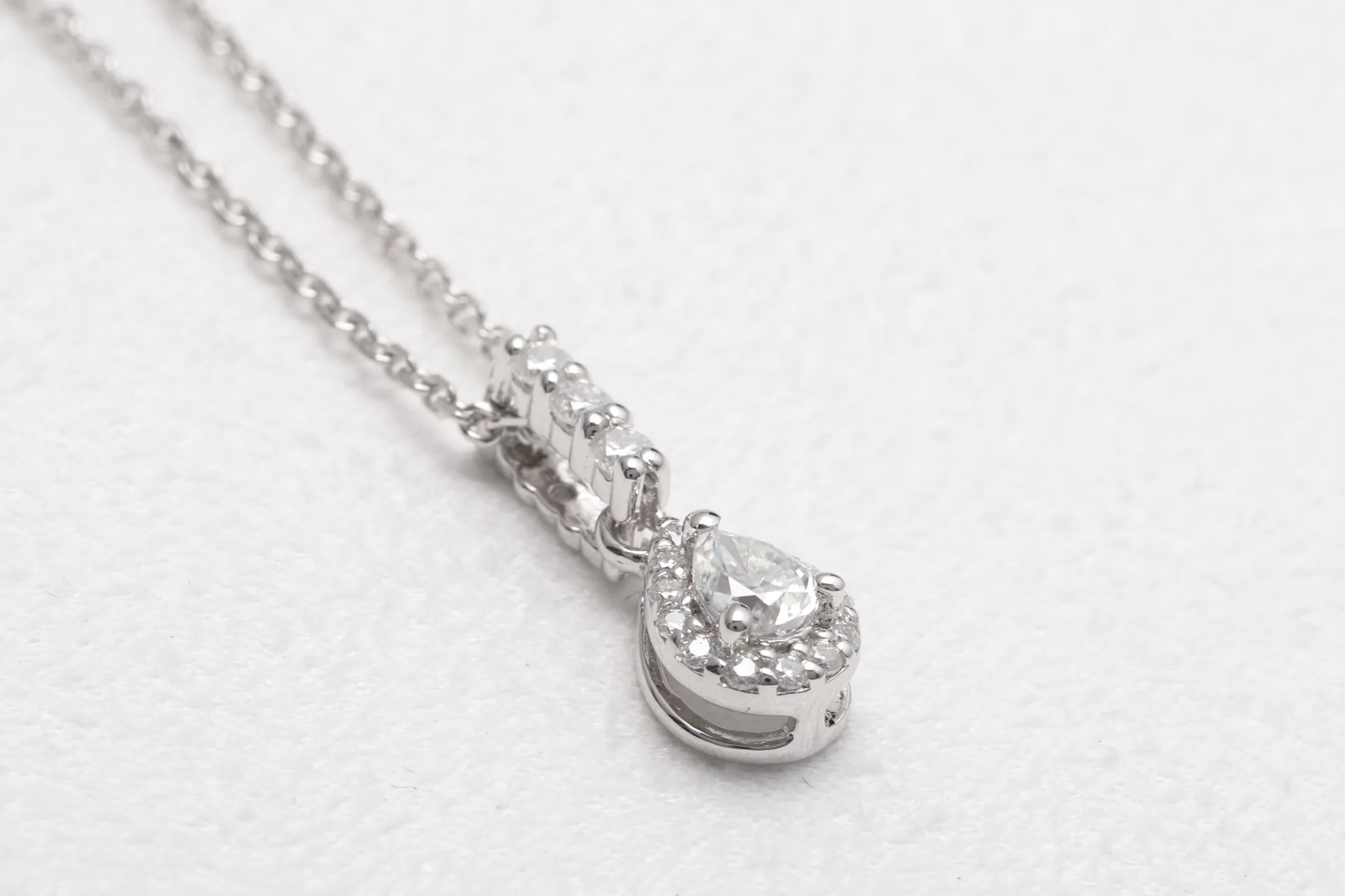Pear-Cut Moissanite Pendant Necklace (Sterling Silver) D19016961 — view 7