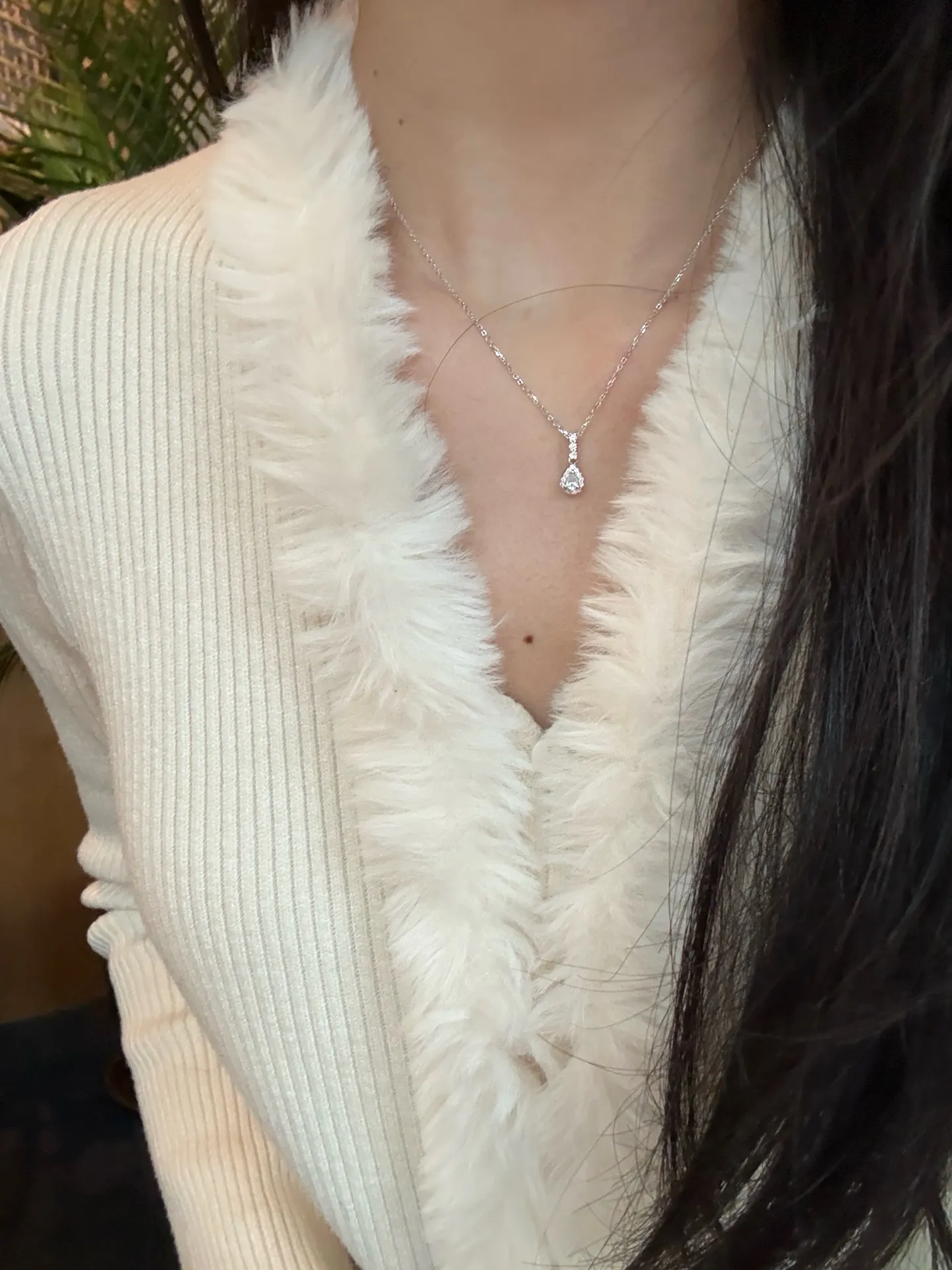 Pear-Cut Moissanite Pendant Necklace (Sterling Silver) D19016961 — view 9