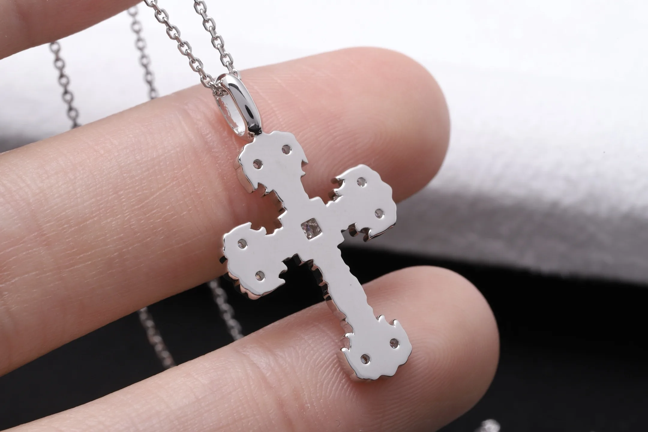 Chrome Hearts Filigree Cross Moissanite Necklace (Sterling Silver) D27016812 — view 5