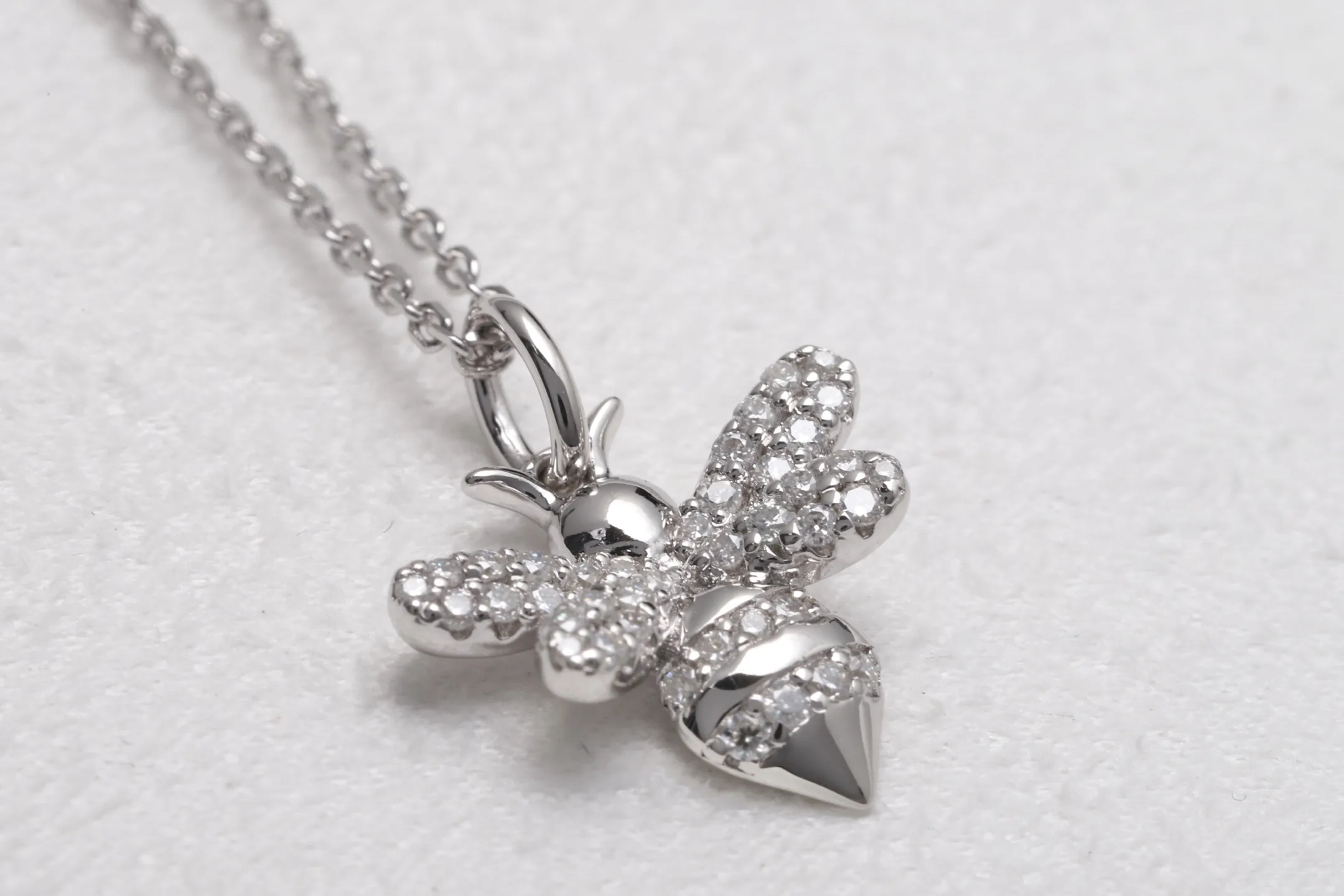 Bee Pendant Moissanite Necklace (Sterling Silver) D22516959 — view 7