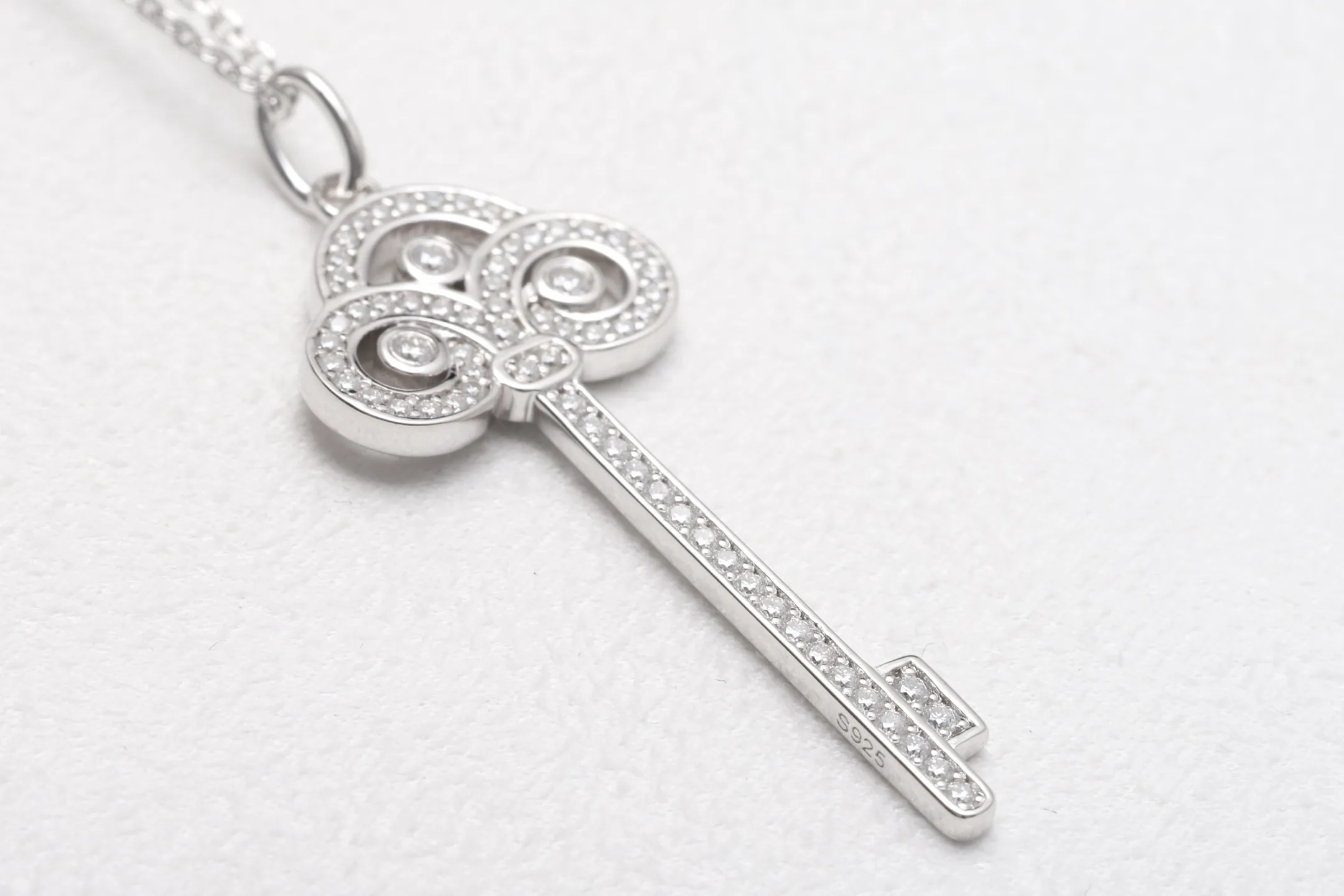 Fleur de Lis Key Pendant Necklace (Sterling Silver) D33016960 — view 8