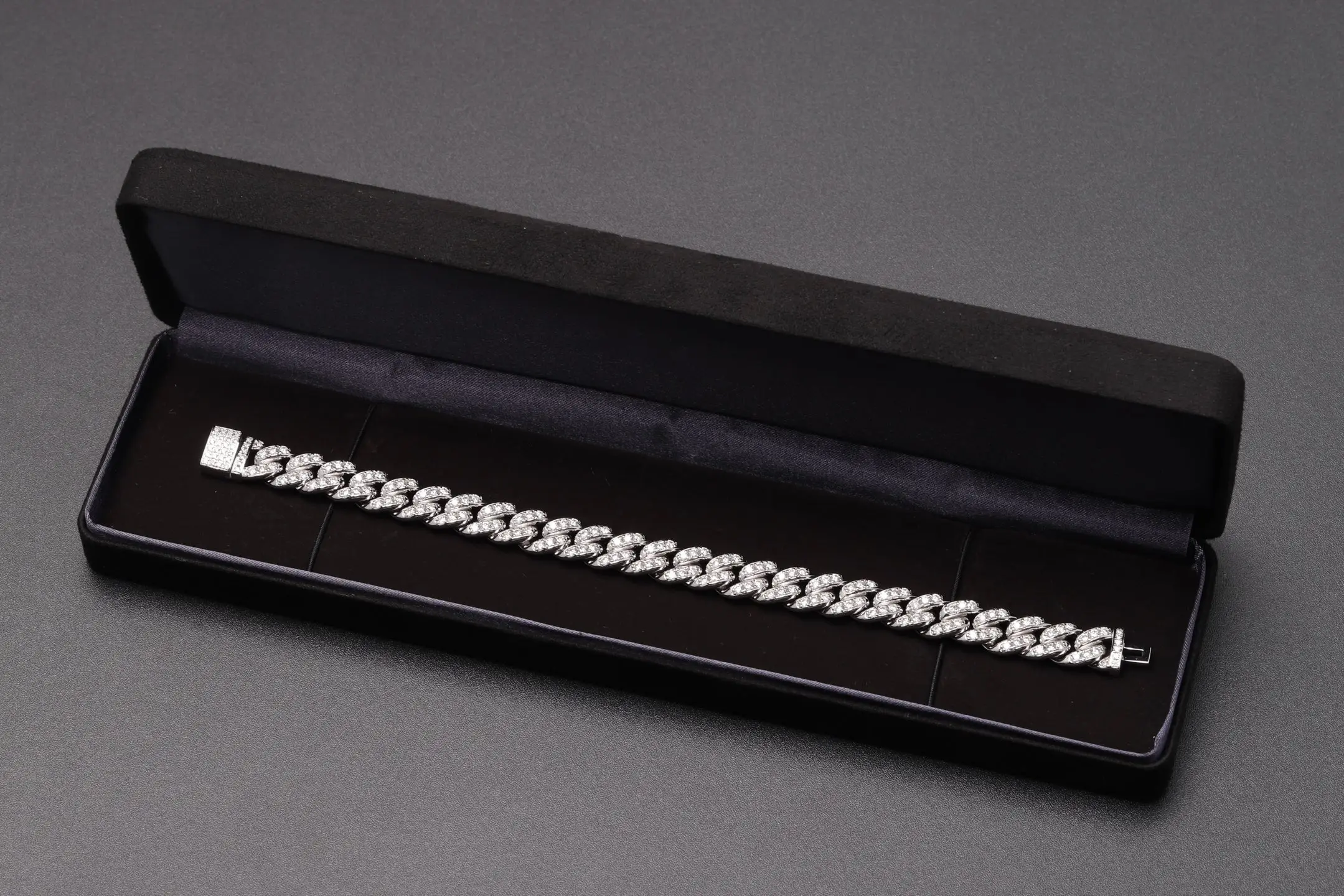 10mm Moissanite Pavé Cuban Link Bracelet (Sterling Silver) D228016733 — view 2