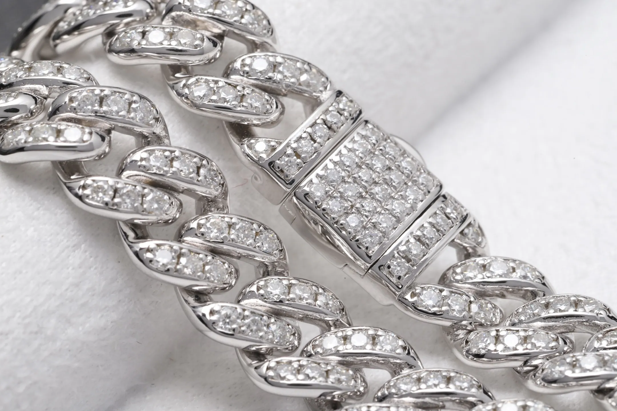 8mm Moissanite Pavé Cuban Link Bracelet (Sterling Silver) D177016734 — view 3