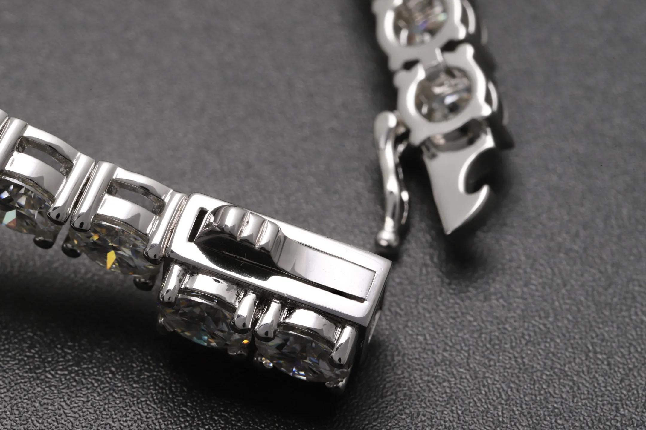 5mm Moissanite Tennis Bracelet (Sterling Silver) D182016738 — view 8