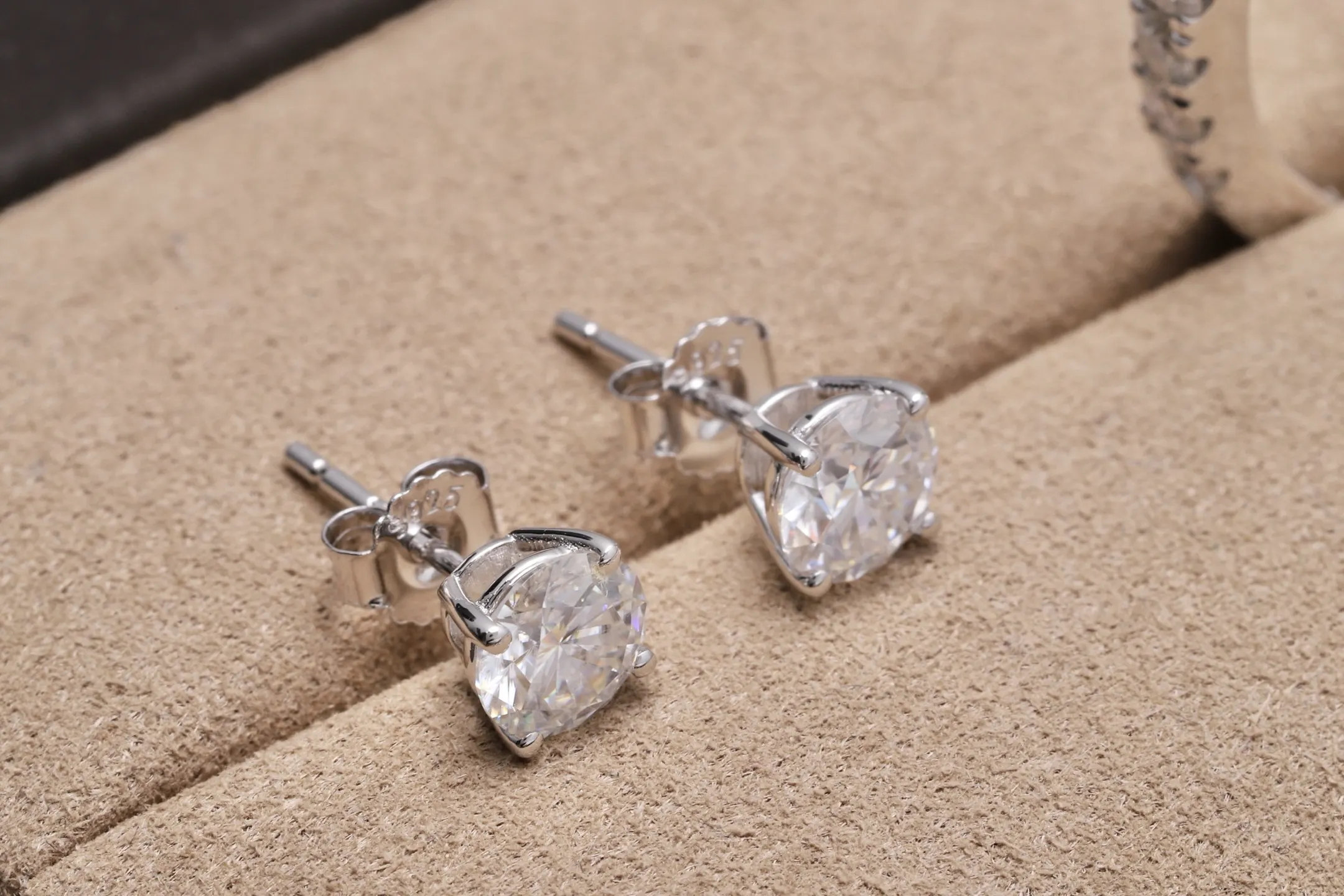Four-Prong Moissanite Stud Earrings (Sterling Silver) D14516682 — view 3
