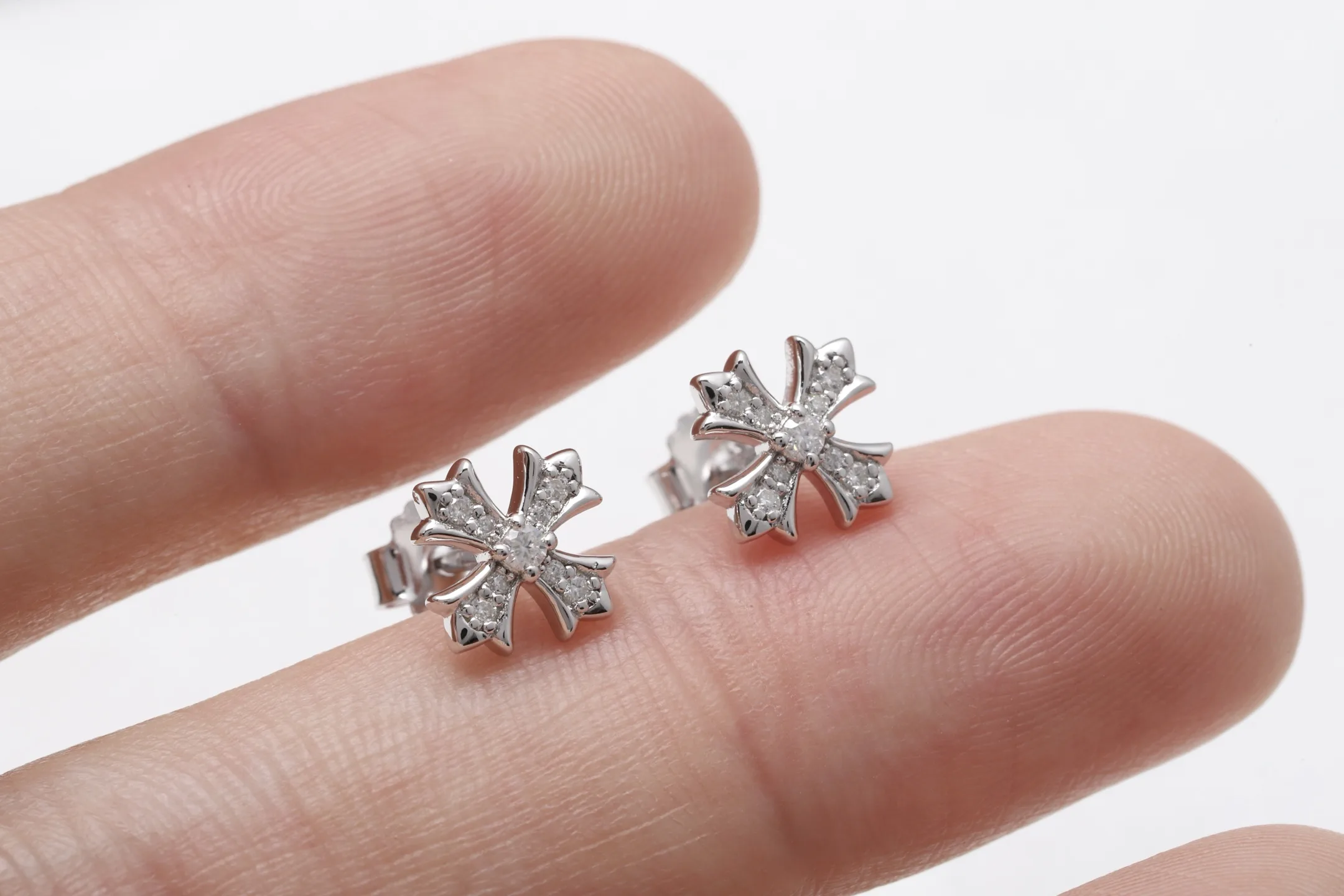 Moissanite Cross Stud Earrings (Sterling Silver) D14516715 — view 5