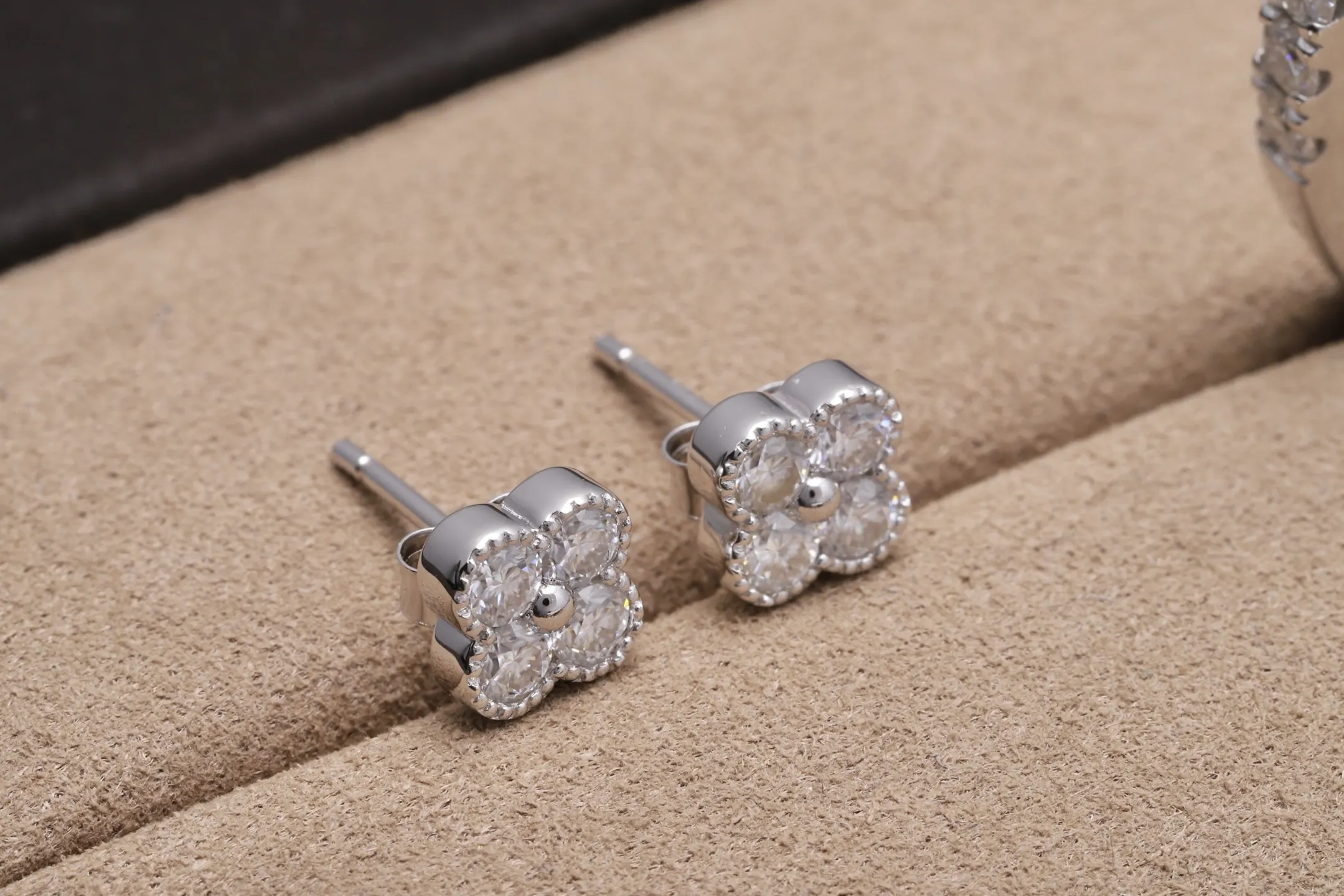 Clover Moissanite Stud Earrings (Sterling Silver) D17516714 — view 3