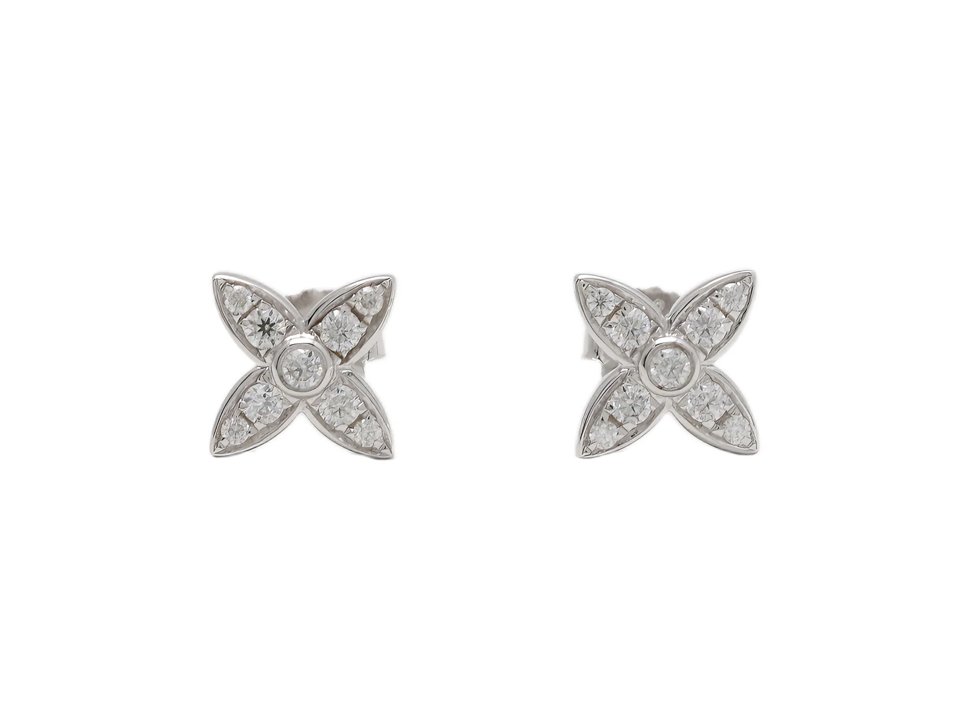 Moissanite Floral Stud Earrings (Sterling Silver) D20016699