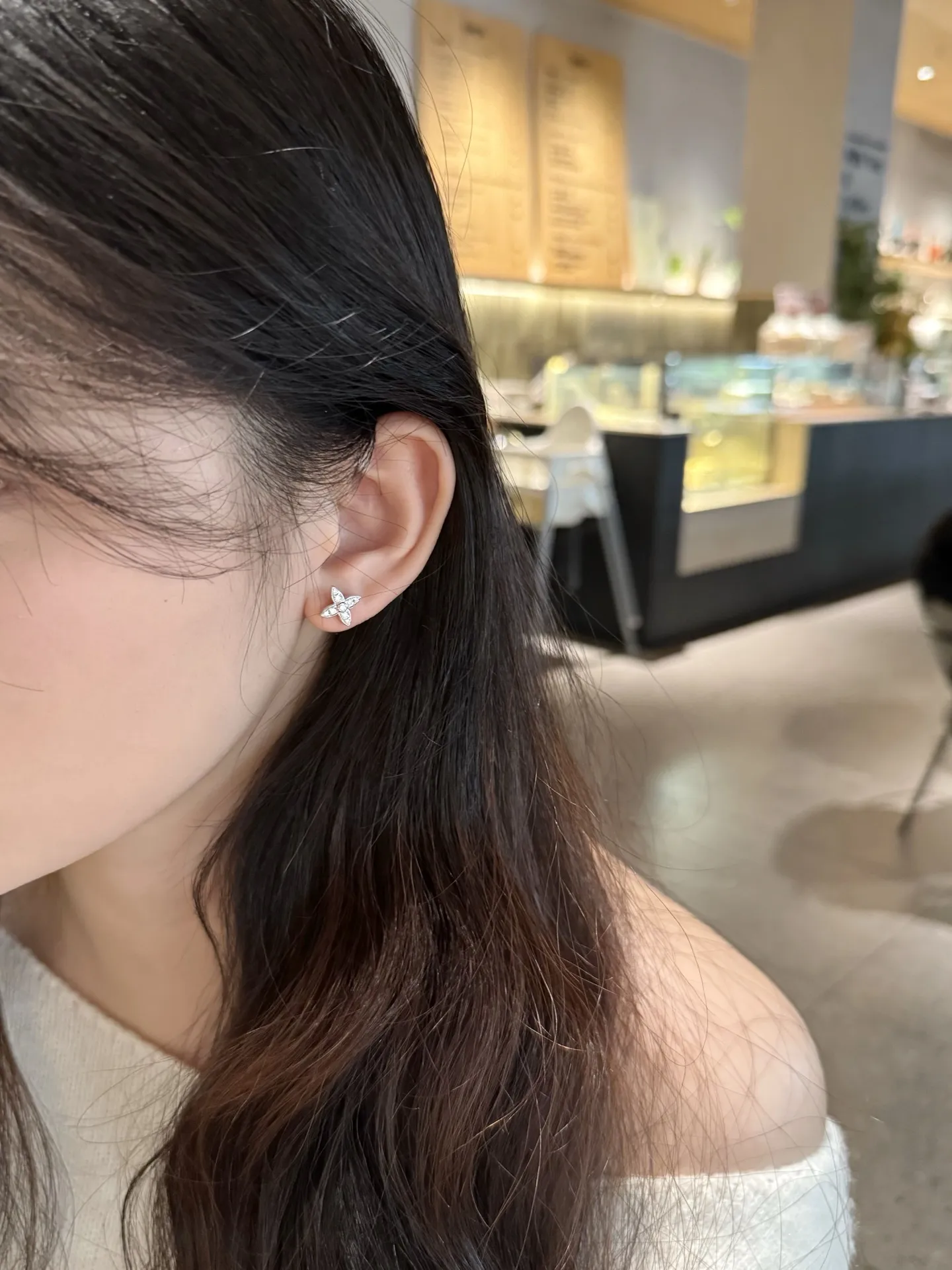 Moissanite Floral Stud Earrings (Sterling Silver) D20016699 — view 8