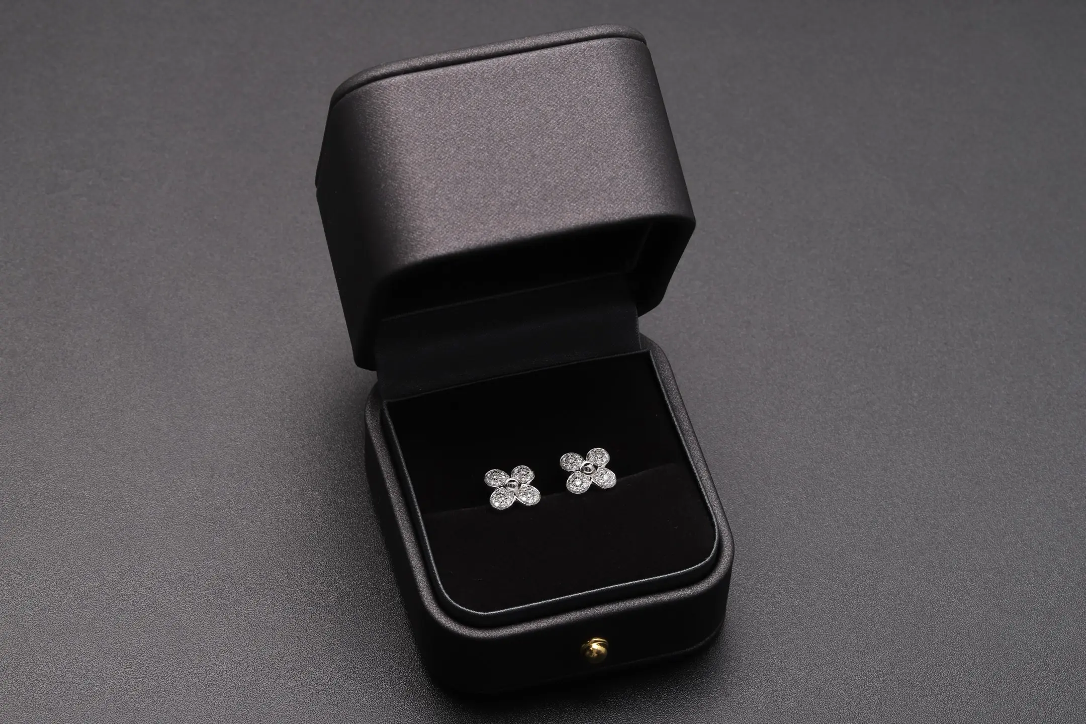 Moissanite Pavé Four-Leaf Clover Stud Earrings D22516692 — view 2