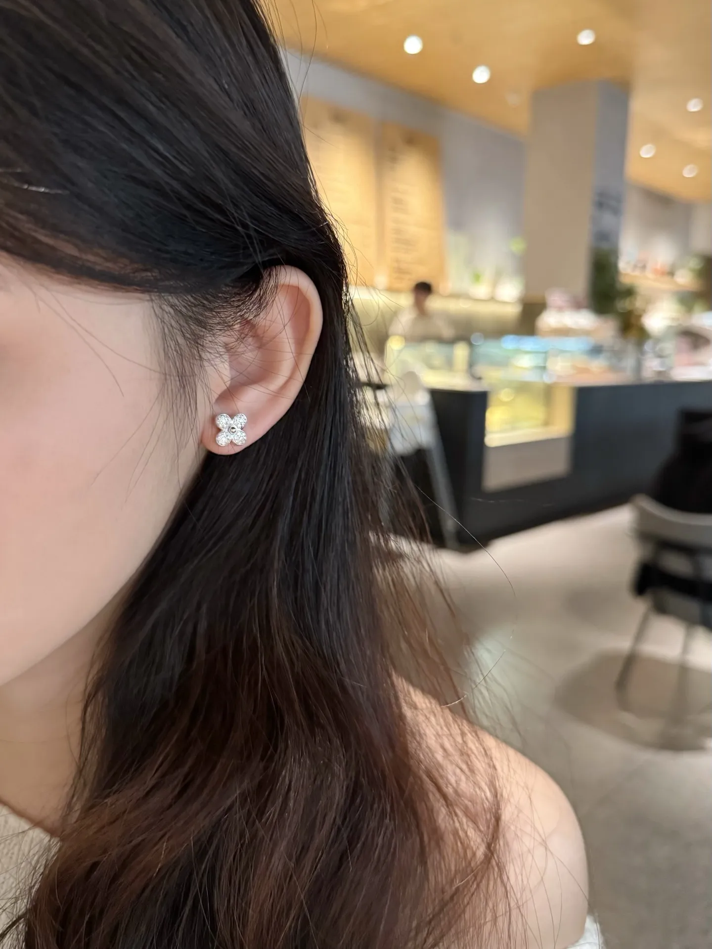 Moissanite Pavé Four-Leaf Clover Stud Earrings D22516692 — view 8