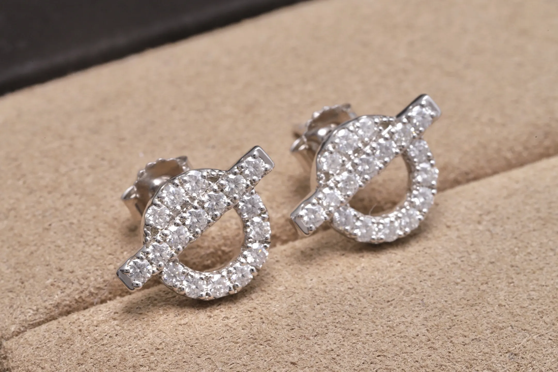 Geometric Moissanite Stud Earrings (Sterling Silver) D20516589 — view 3