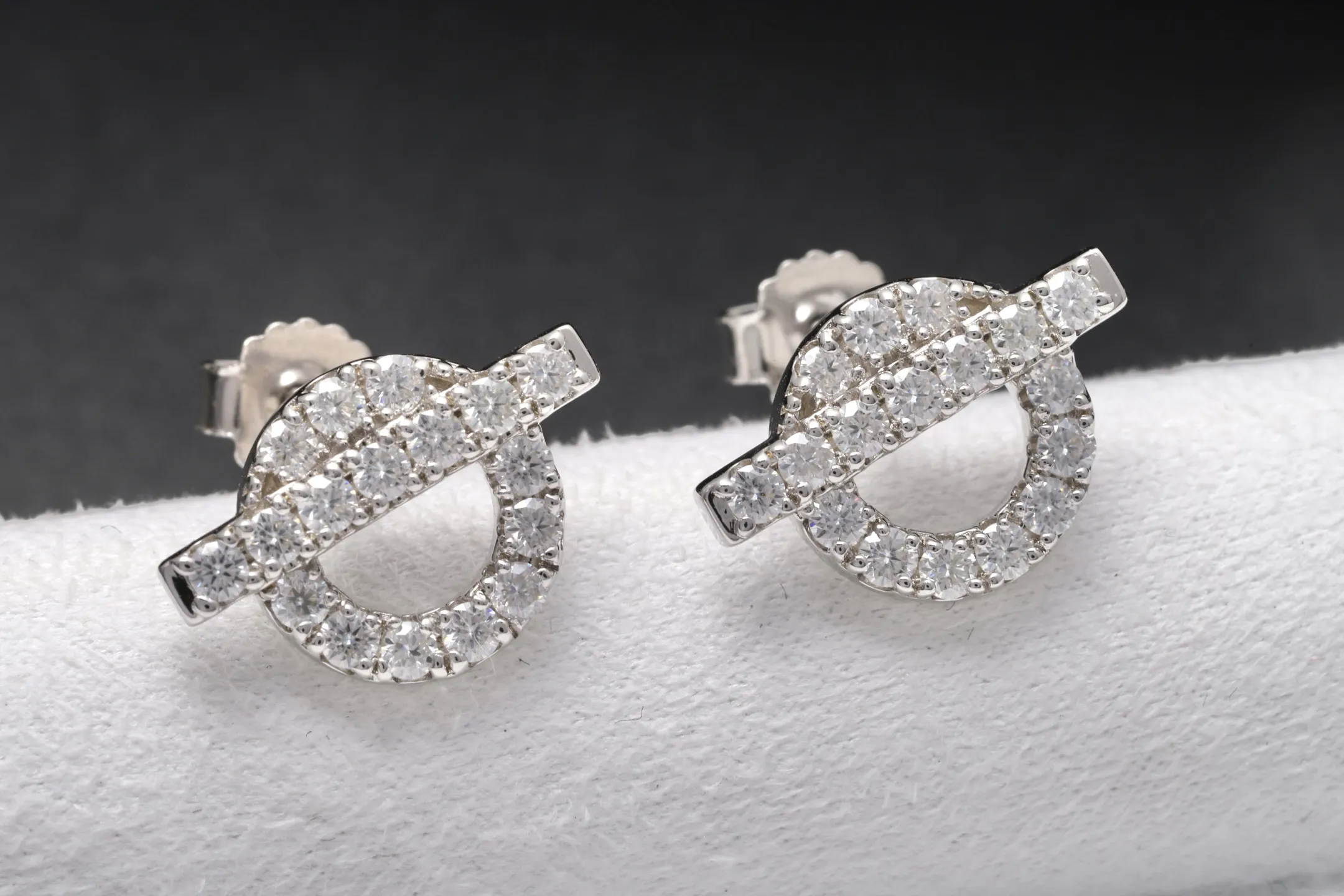 Geometric Moissanite Stud Earrings (Sterling Silver) D20516589 — view 4