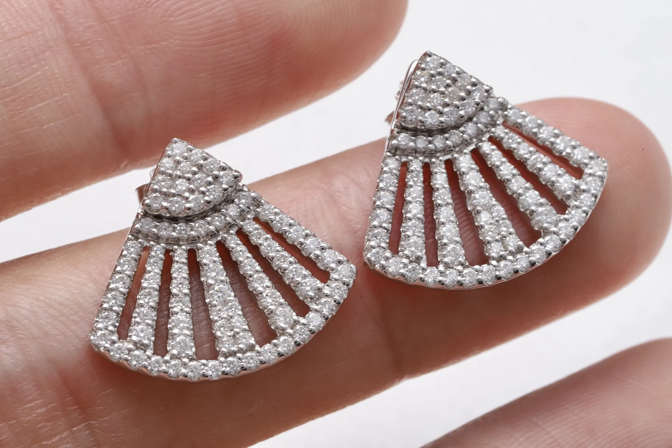 Fan-Shaped Moissanite Stud Earrings (Sterling Silver) D52016590 — view 5