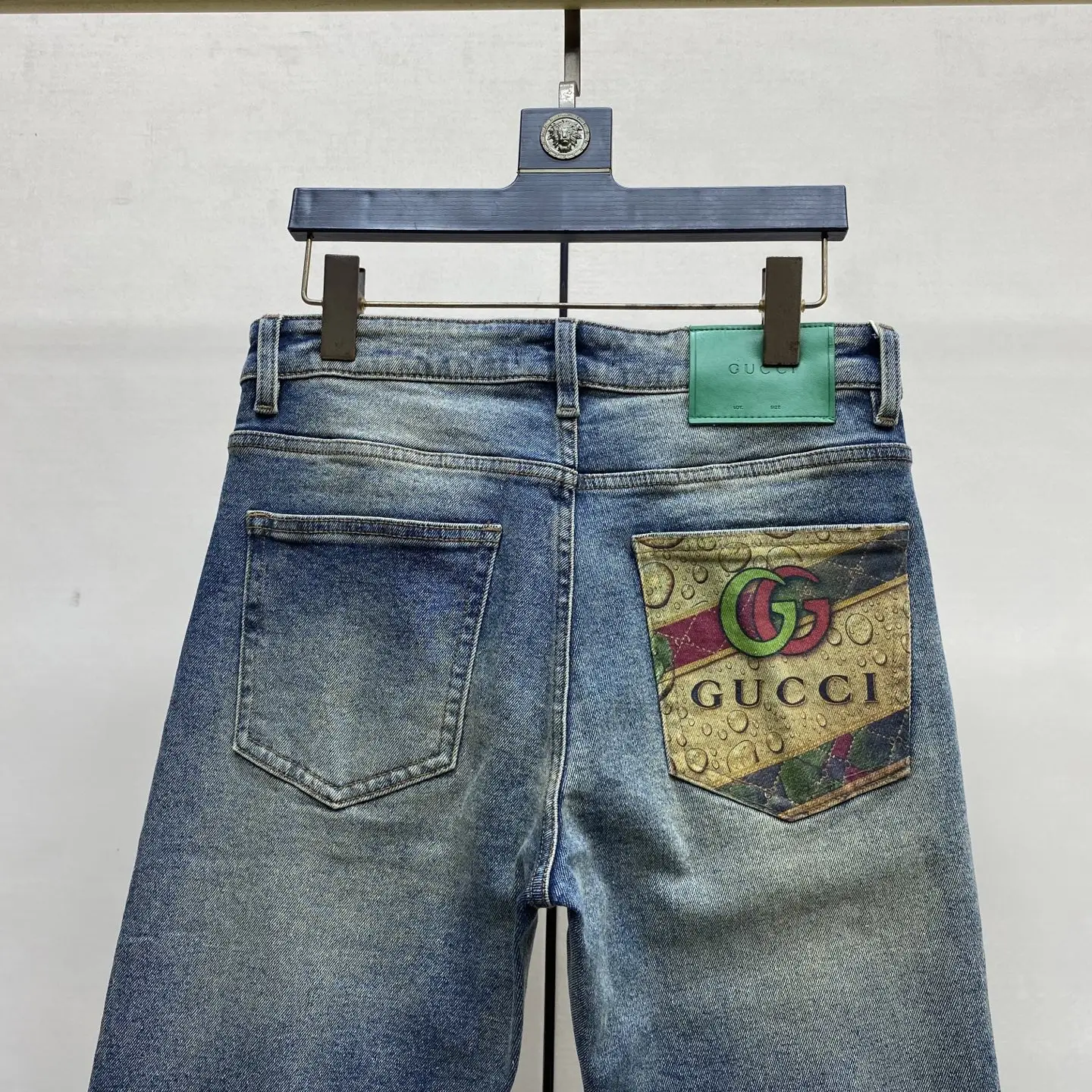 Logo Print Slim-Straight Leg Jeans D17522592 — view 6