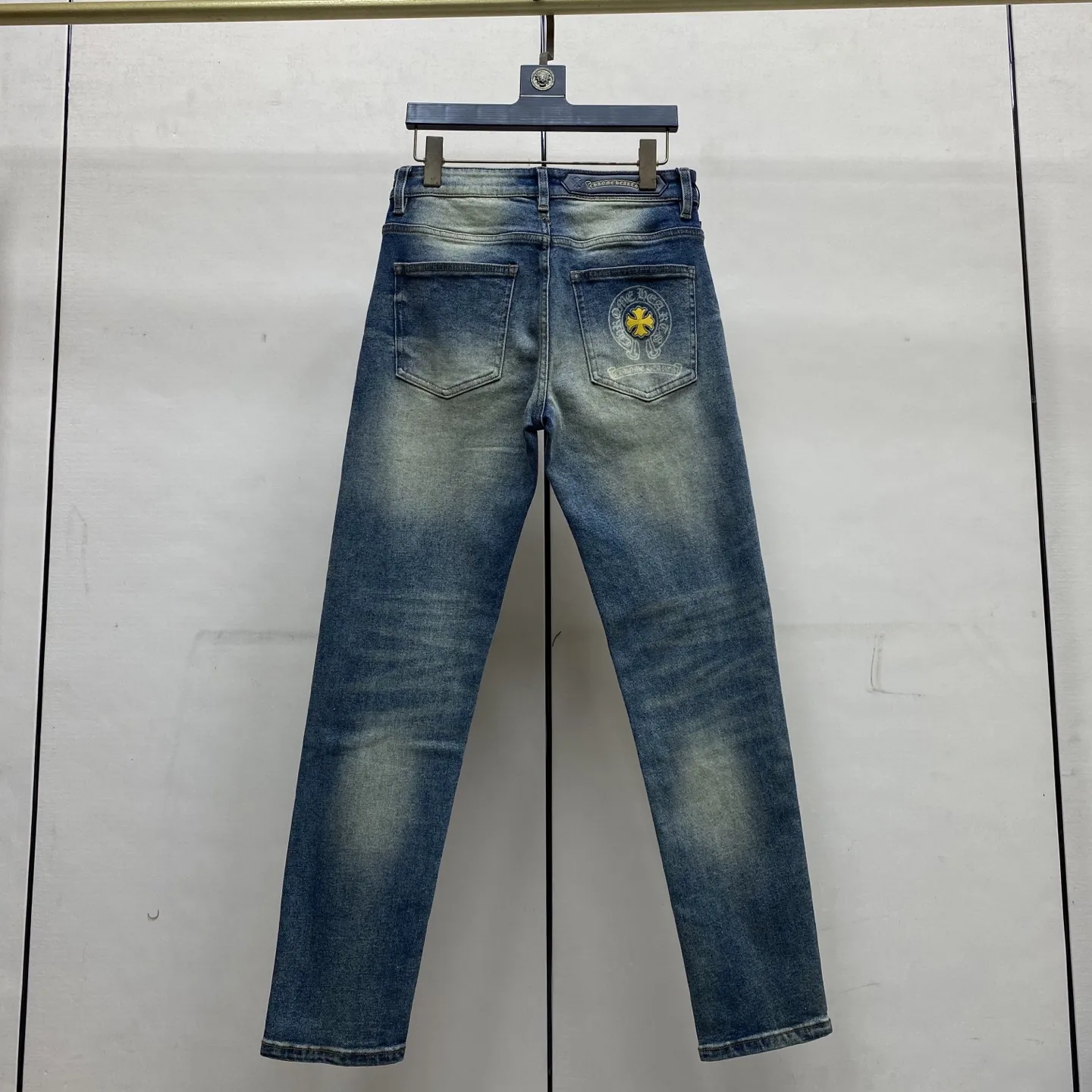 Chrome Hearts Logo Embroidered Straight-Leg Jeans D18022587 — view 2