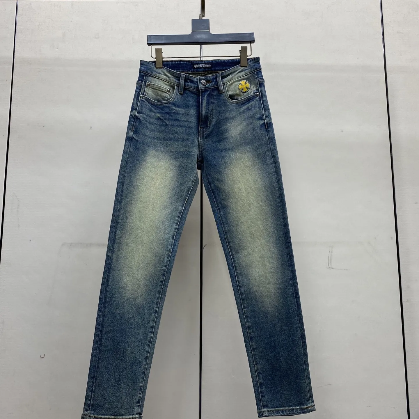 Chrome Hearts Logo Embroidered Straight-Leg Jeans D18022587 — view 3