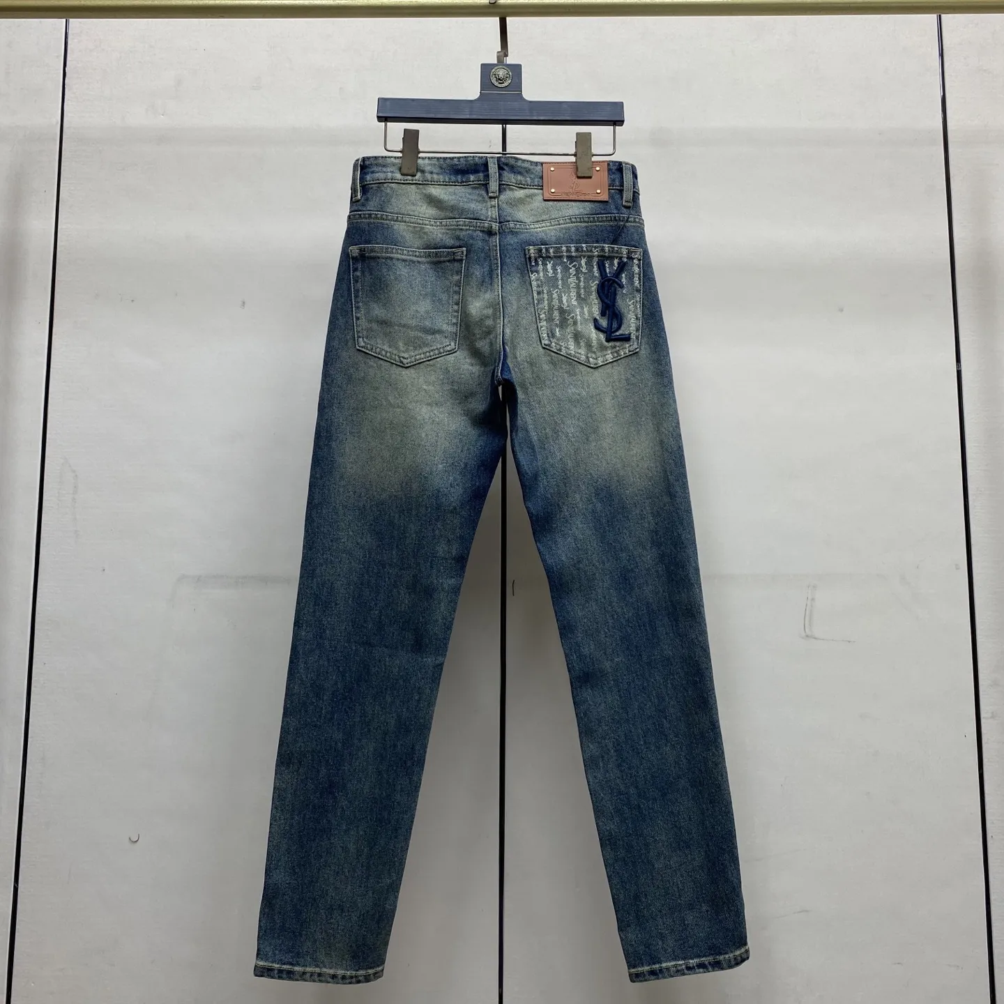 Logo-Appliqué Slim-Fit Straight-Leg Jeans D17522590 — view 3