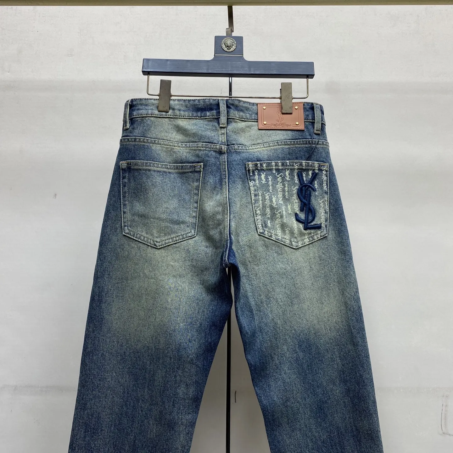 Logo-Appliqué Slim-Fit Straight-Leg Jeans D17522590 — view 5