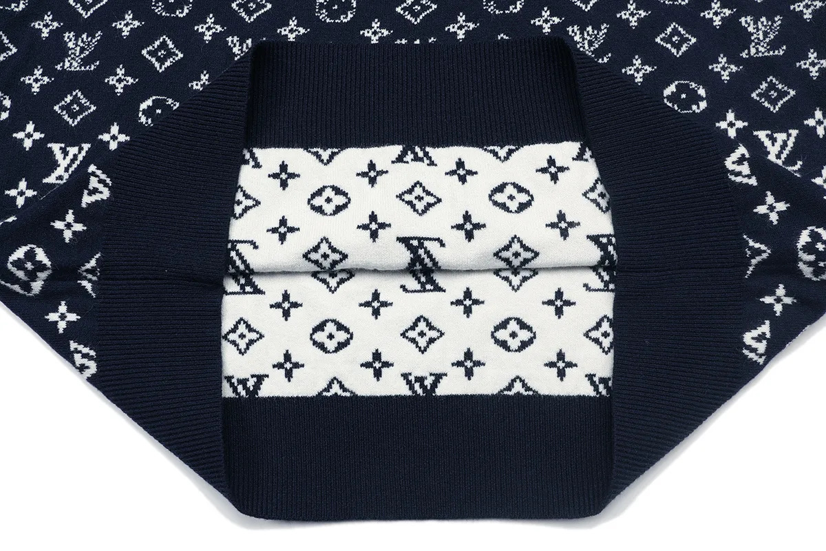 Monogram Jacquard Crew-Neck Sweater D18021605 — view 7