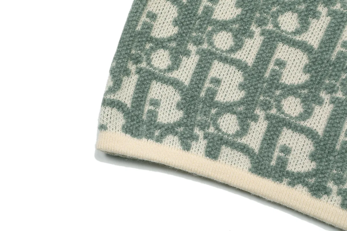Oblique Jacquard Crew-Neck Sweater D20021628 — view 7