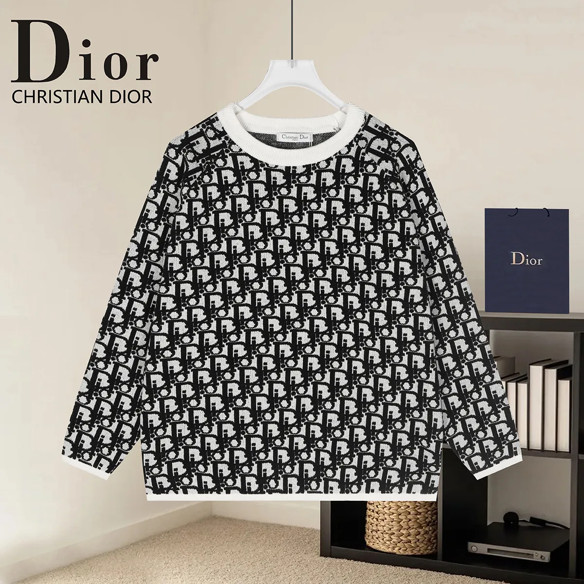 Oblique Jacquard Crew-Neck Sweater D20021630