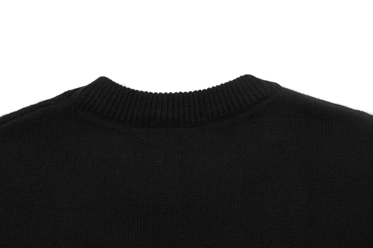 Logo Chenille Embroidery Knit Sweater D20021620 — view 4