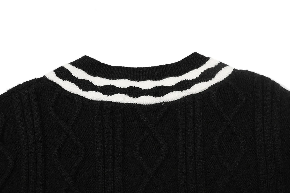 Monogram Jacquard Crew-Neck Sweater D21021610 — view 4