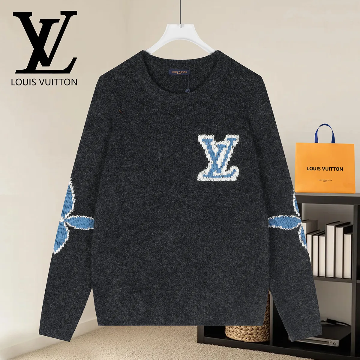 Monogram Towel Embroidery Crew-Neck Sweater D20021611