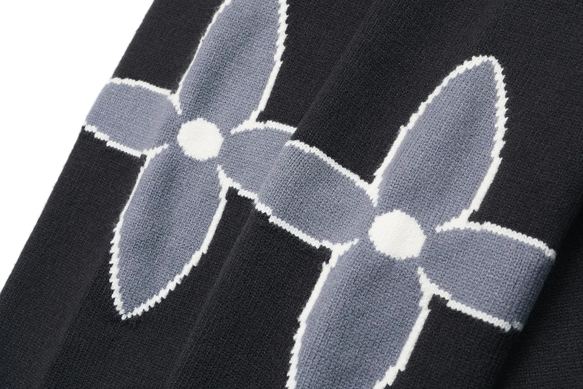 Logo Jacquard Crew-Neck Knit Sweater D20021622 — view 5