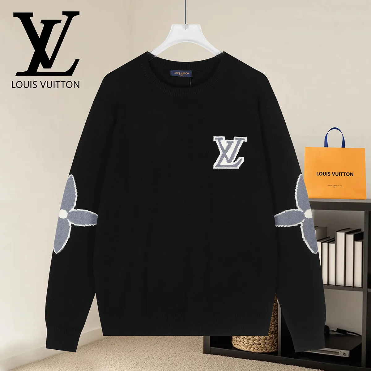 Logo Jacquard Crew-Neck Knit Sweater D20021623