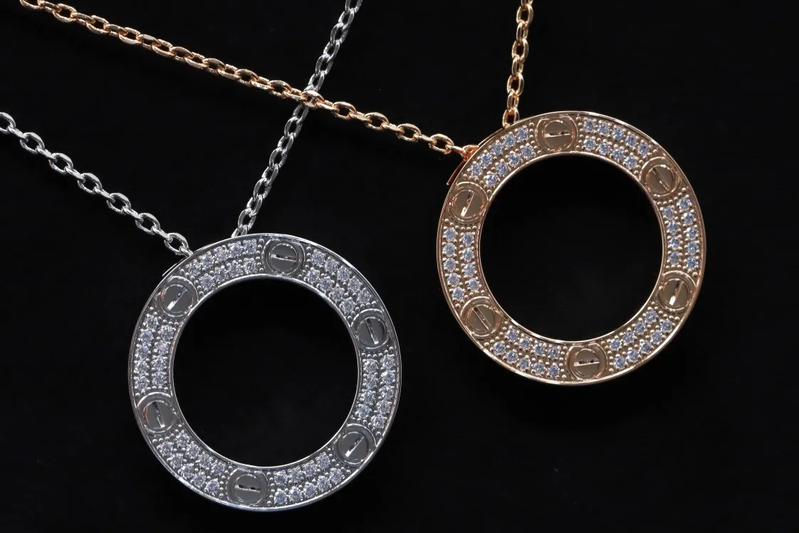 LOVE Diamond-Pave Circle Pendant Necklace D19516701 — view 2