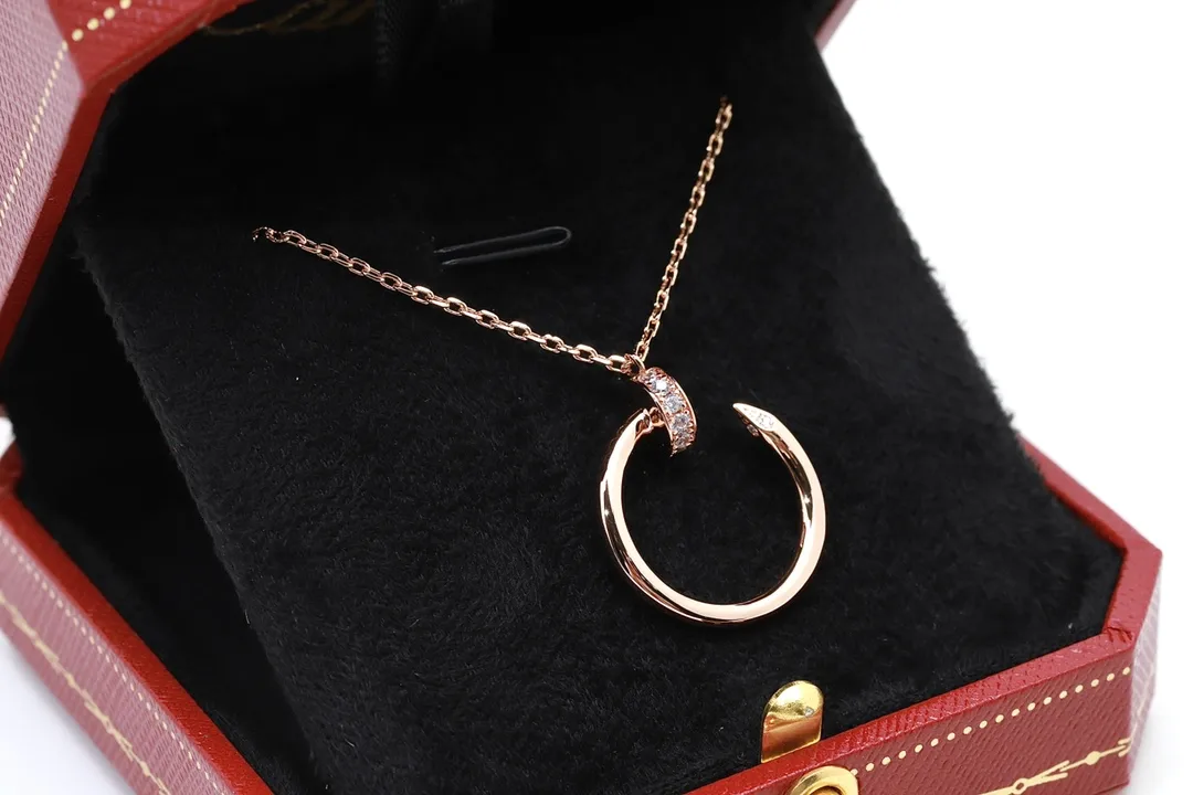 Juste un Clou Pendant Necklace (Gold-Plated Brass) D13016706 — view 6