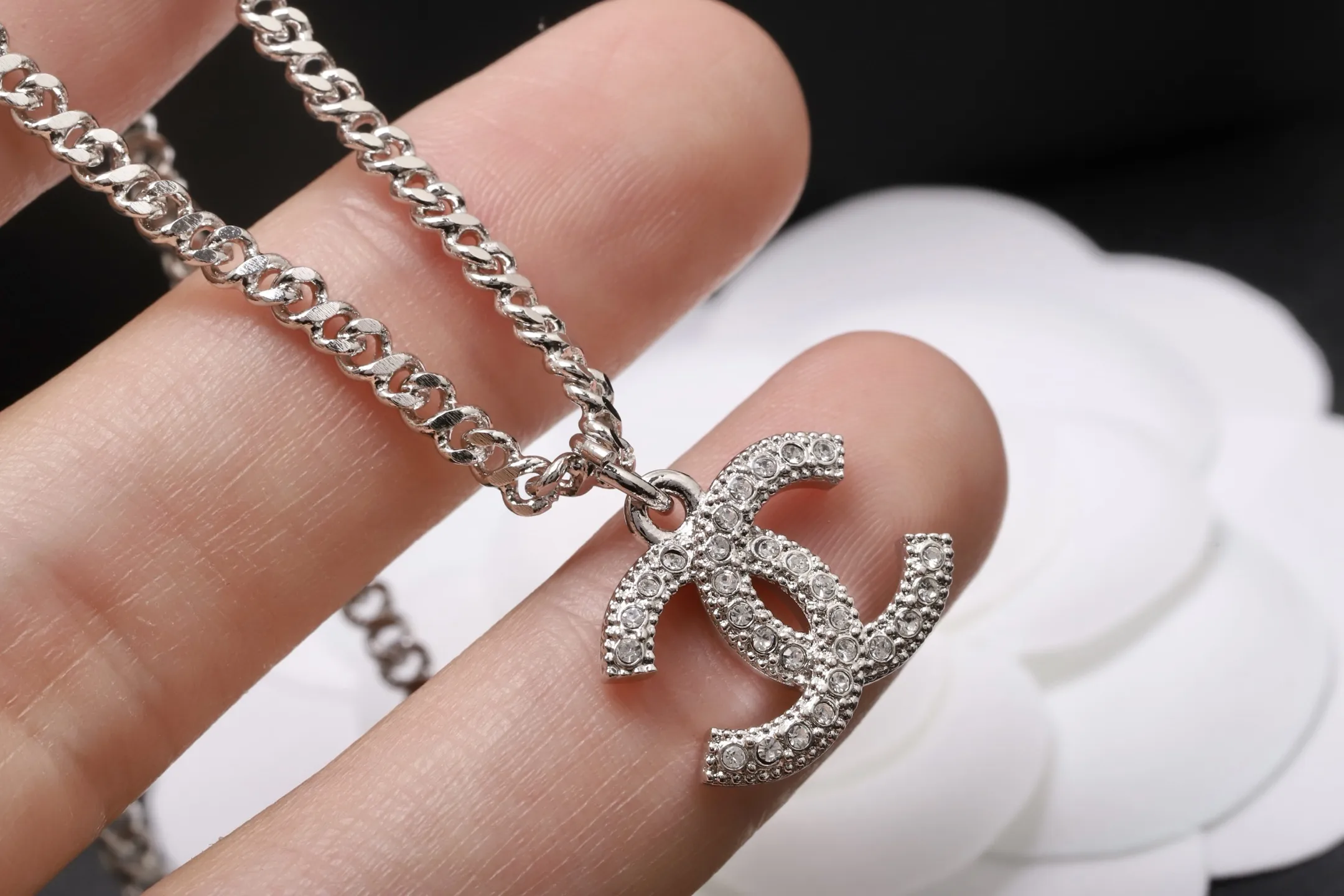 Crystal and Pearl CC Star Pendant Necklace D14017309 — view 4