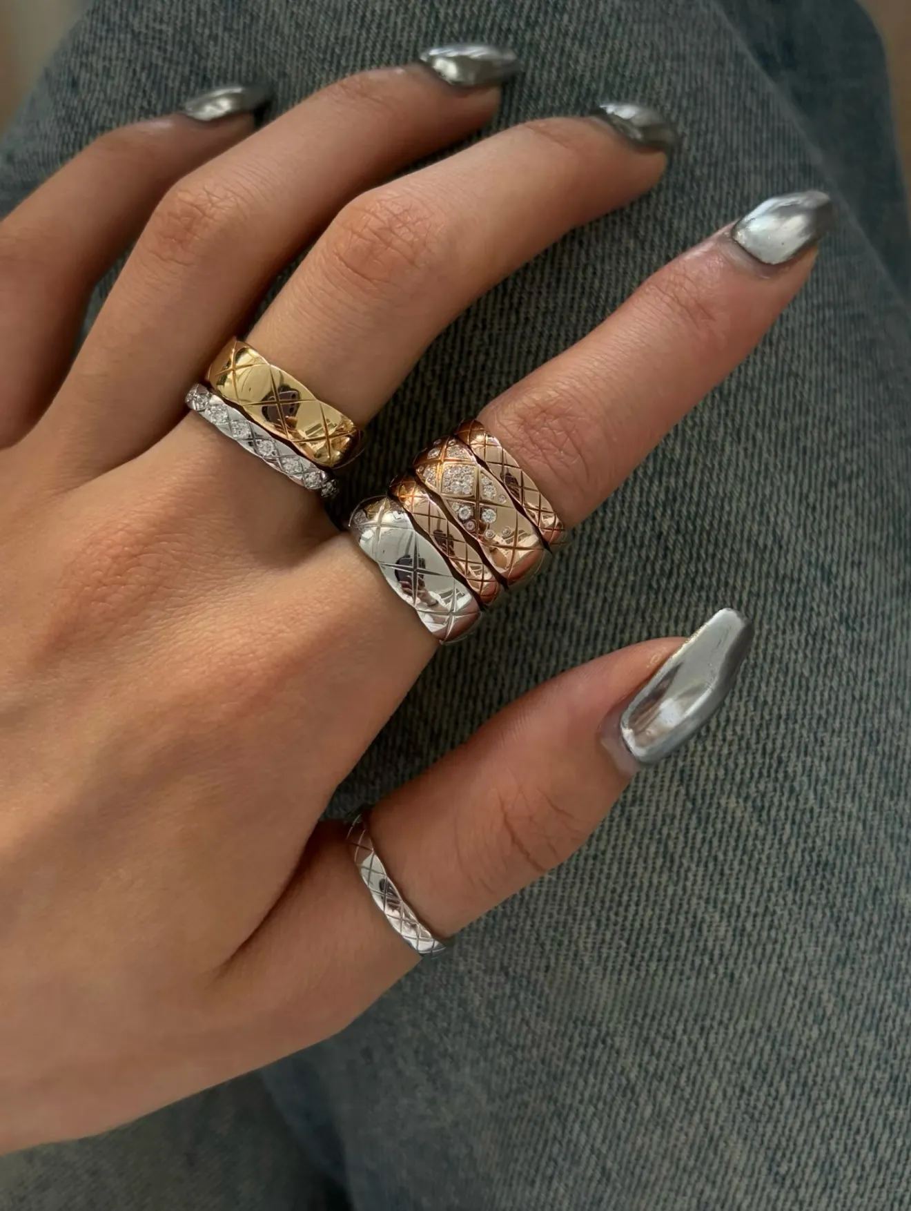 Coco Crush Quilted Narrow Ring (Sterling Silver) D22516565 — view 9