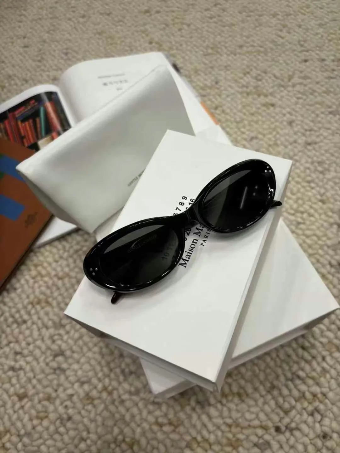 Gentle Monster Oversized Square Sunglasses D20018521 — view 2