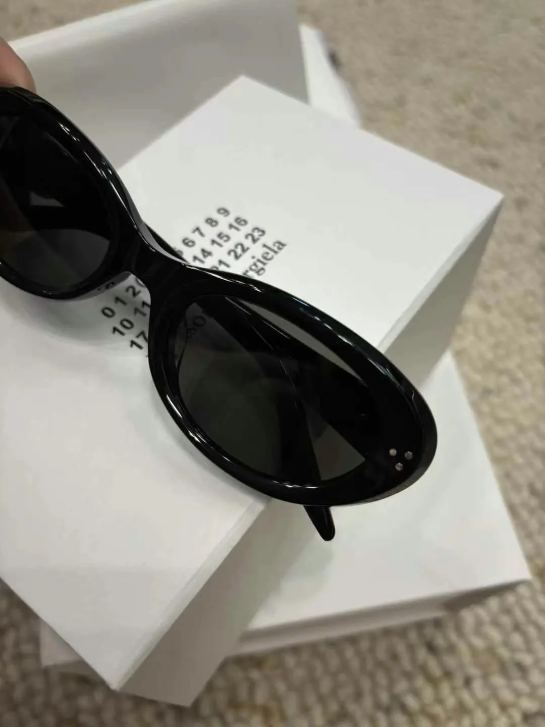Gentle Monster Oversized Square Sunglasses D20018521 — view 4