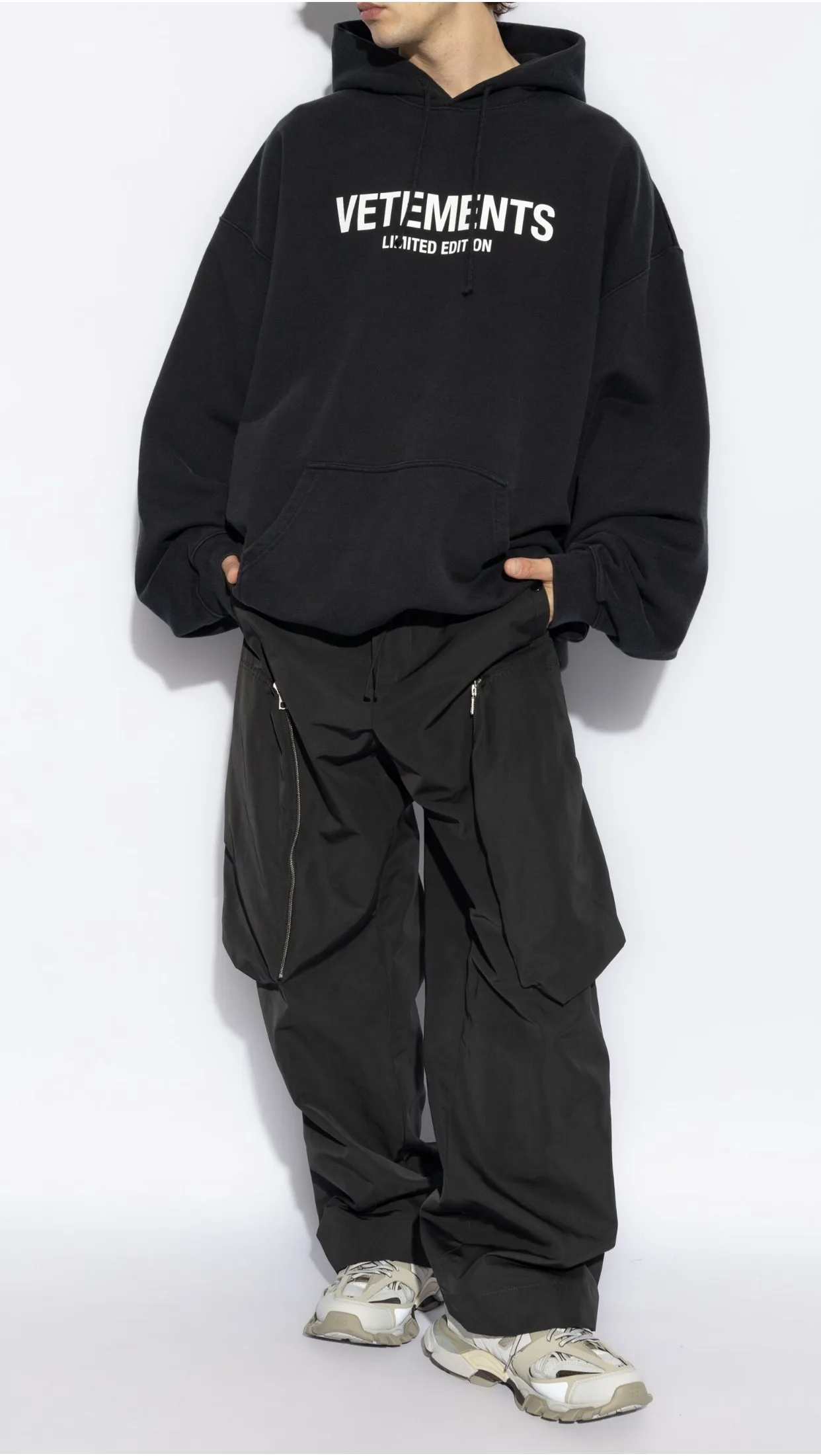 Logo Print Oversized Cotton-Blend Hoodie D21812769 — view 3