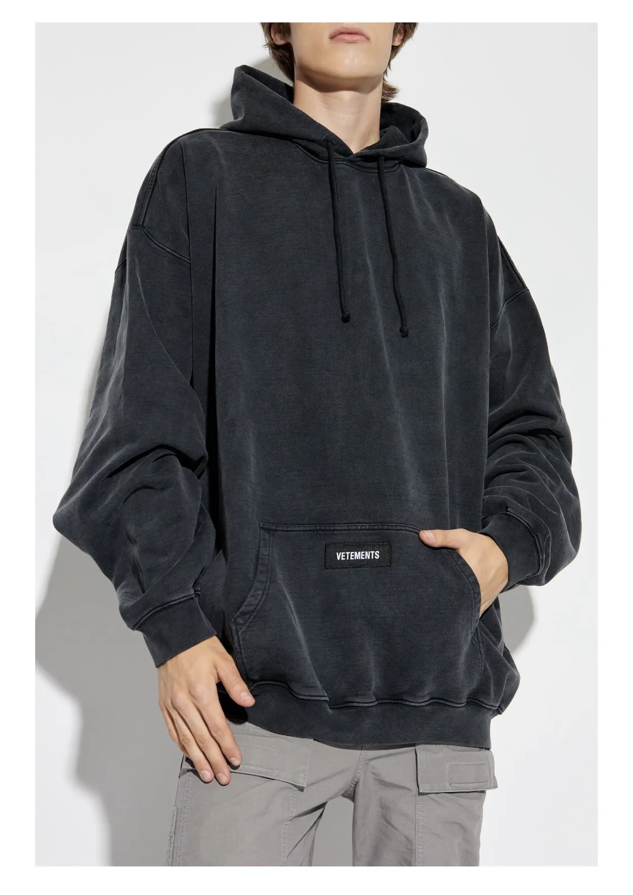 Logo-Patch Washed Cotton-Jersey Hoodie D21812760 — view 2