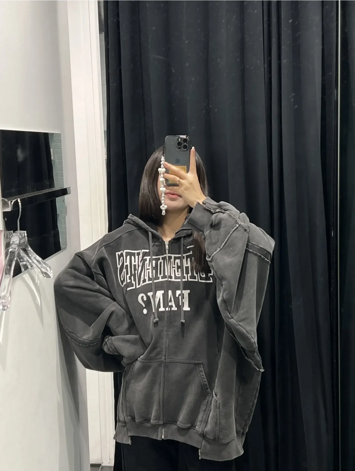 Logo-Print Panelled Washed Cotton Zip-Up Hoodie D37012747 — view 5