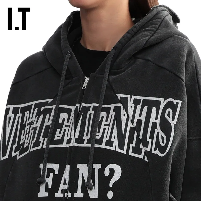 Logo-Print Panelled Washed Cotton Zip-Up Hoodie D37012747 — view 6