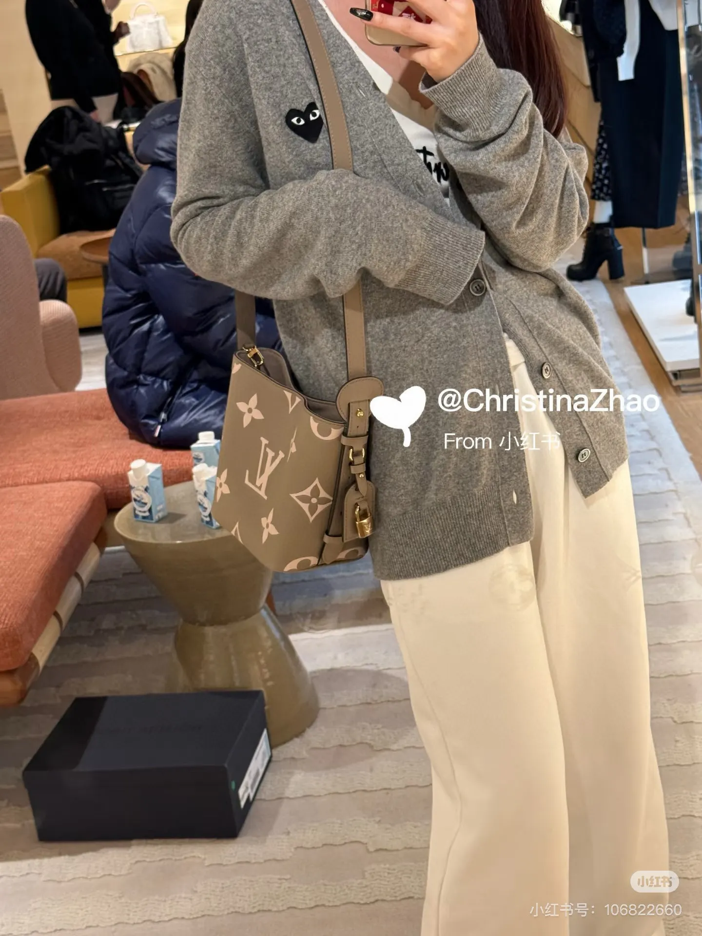 Monogram Empreinte Leather Bucket Bag D33018100 — view 3