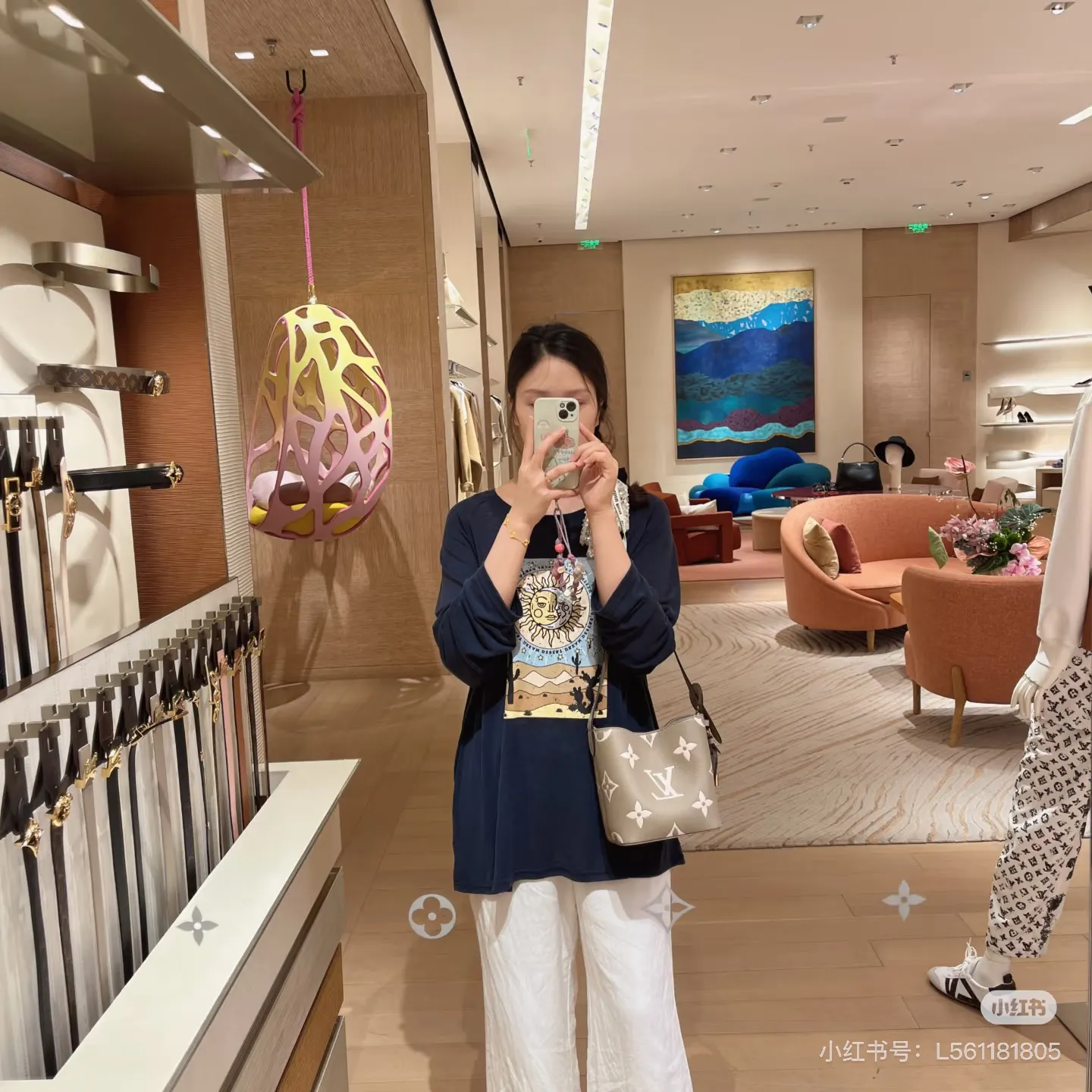 Monogram Empreinte Leather Bucket Bag D33018100 — view 5