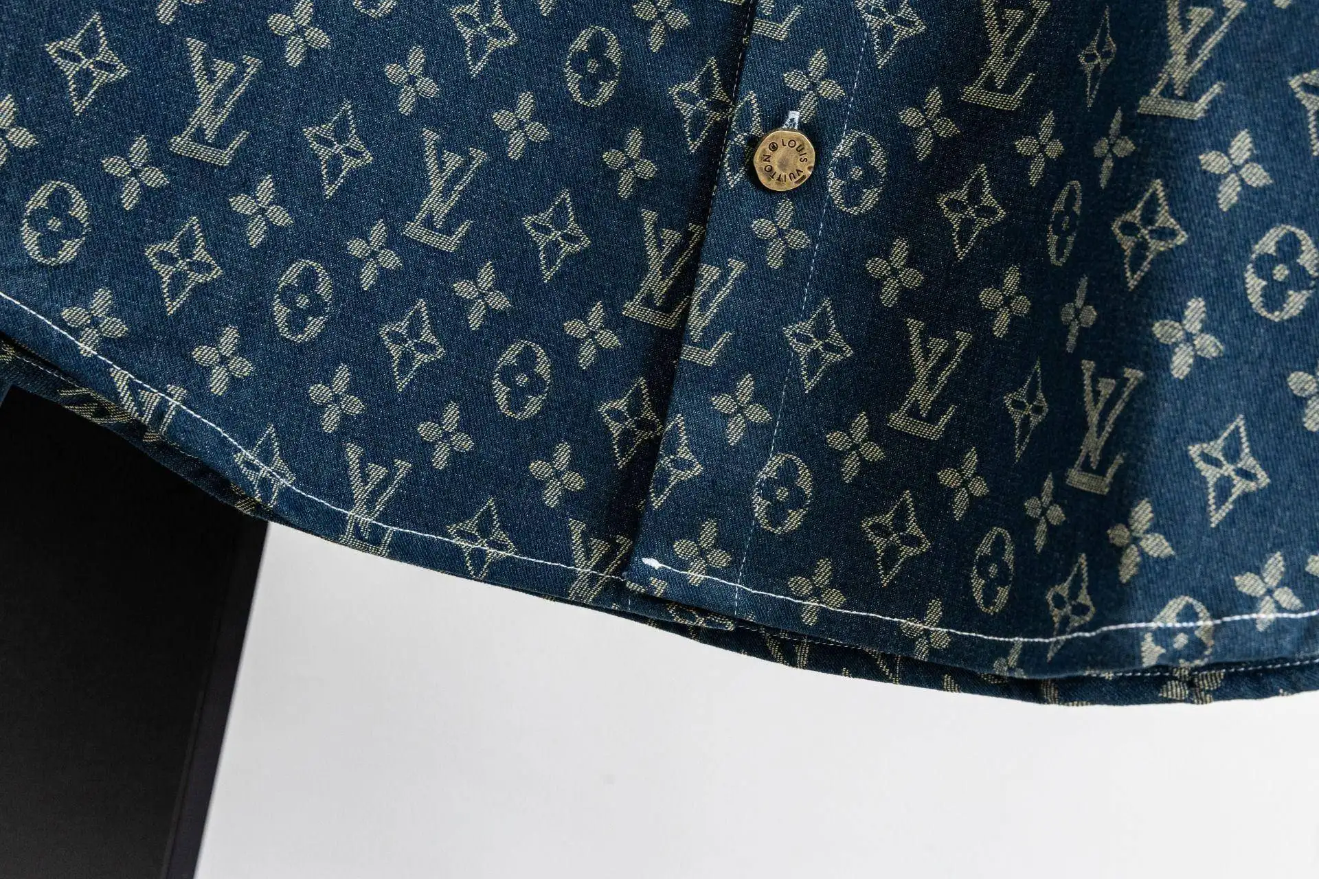 Monogram Jacquard Denim Shirt D15521707 — view 9
