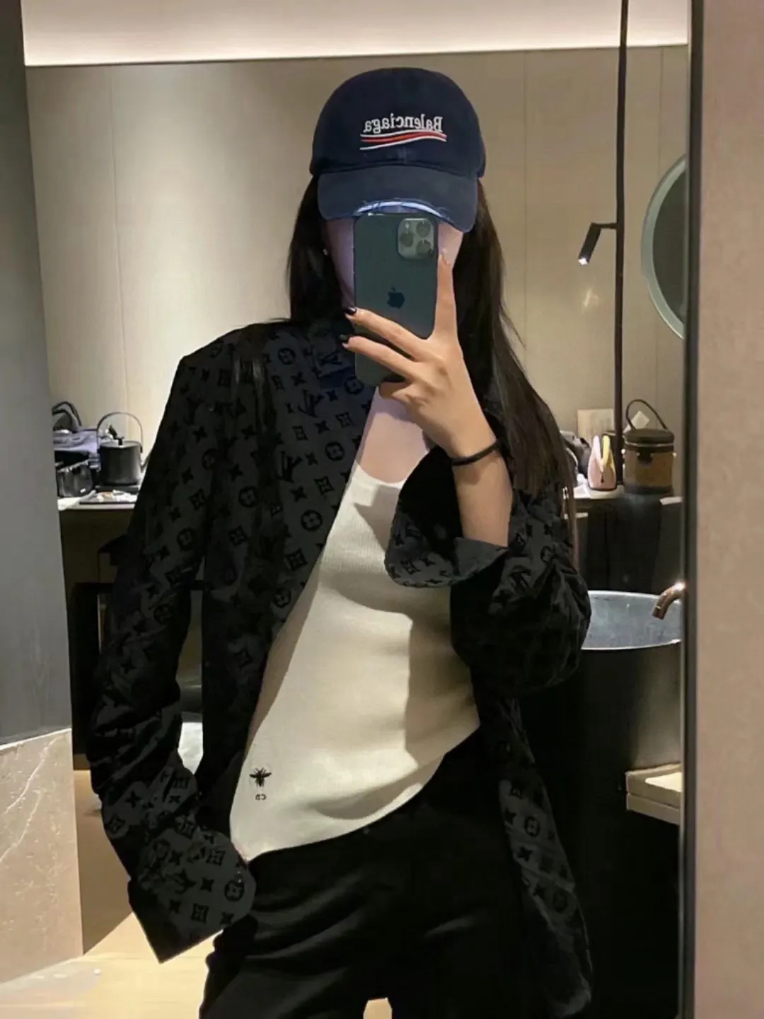 Monogram Flocked Jacquard Long-Sleeve Shirt D15520250 — view 3