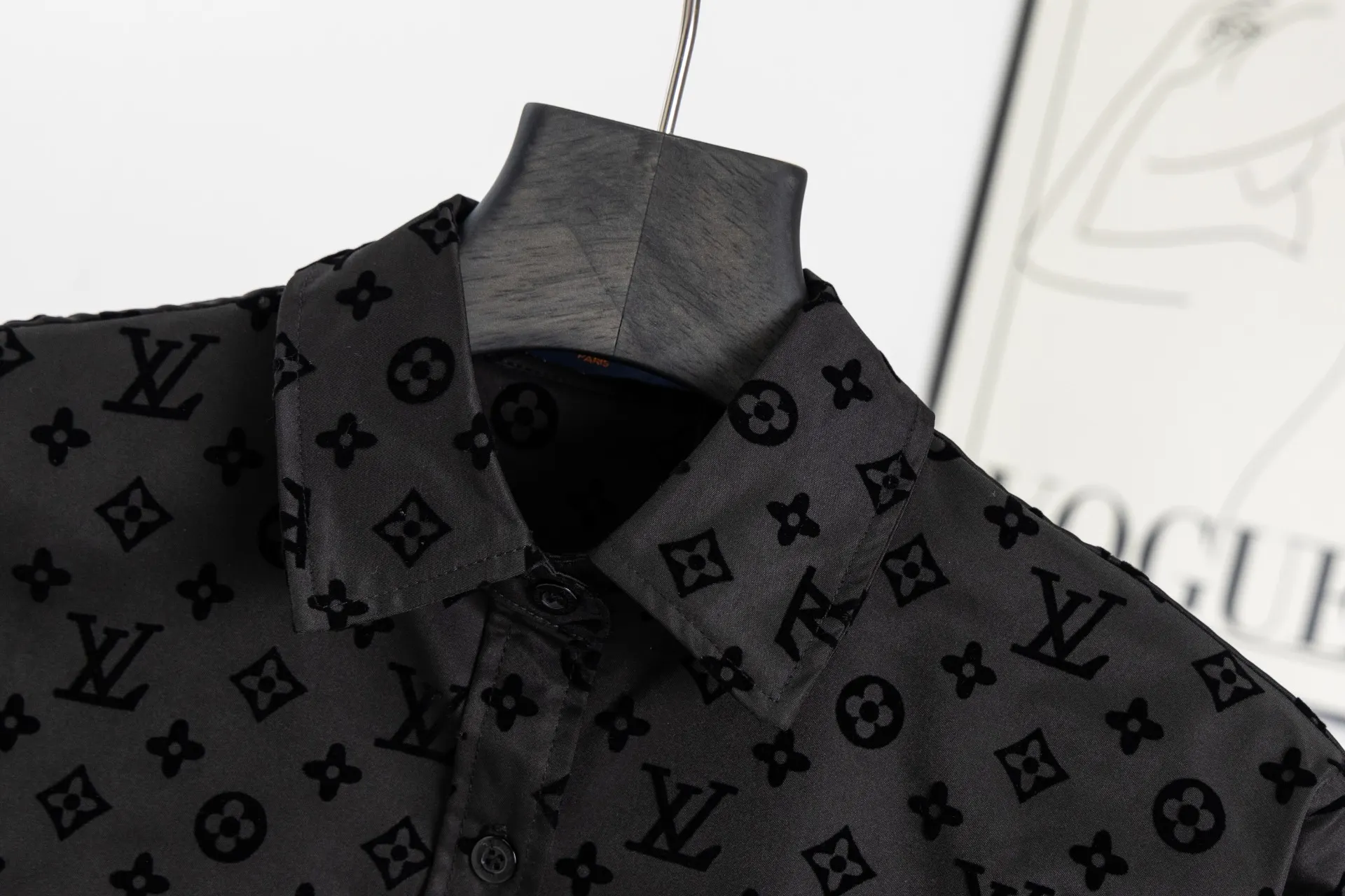Monogram Flocked Jacquard Long-Sleeve Shirt D15520251 — view 3